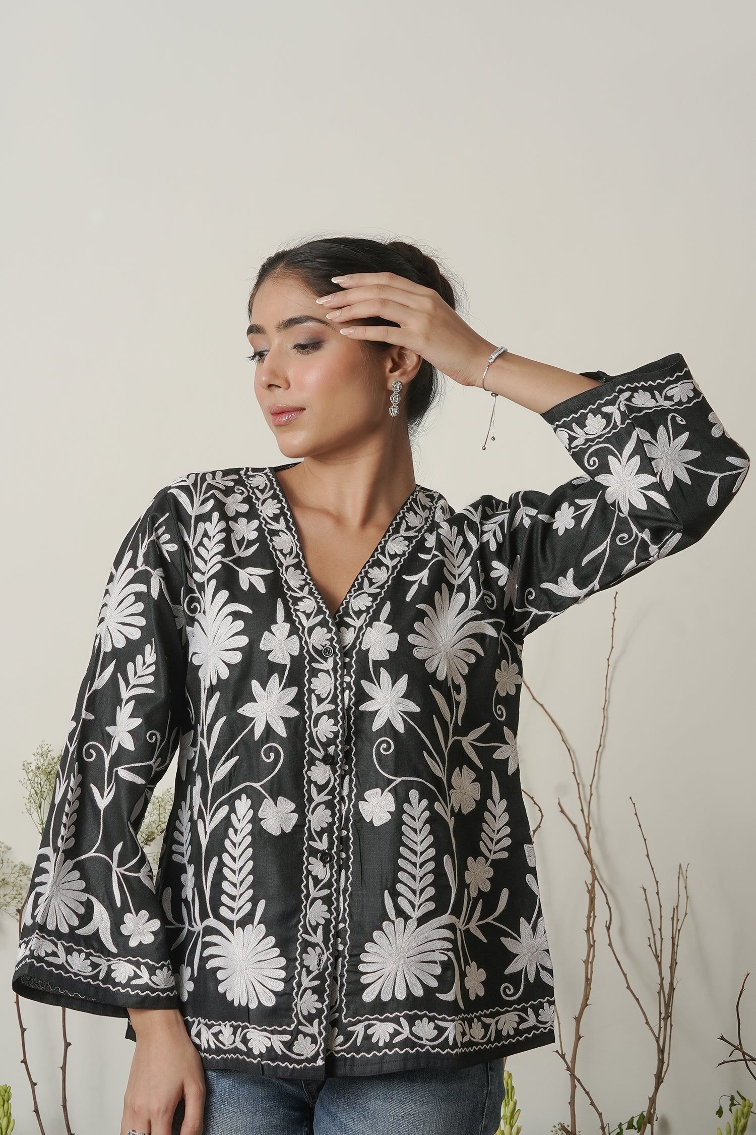 Kashmiri Jacket With Aari Work Cotton – Black