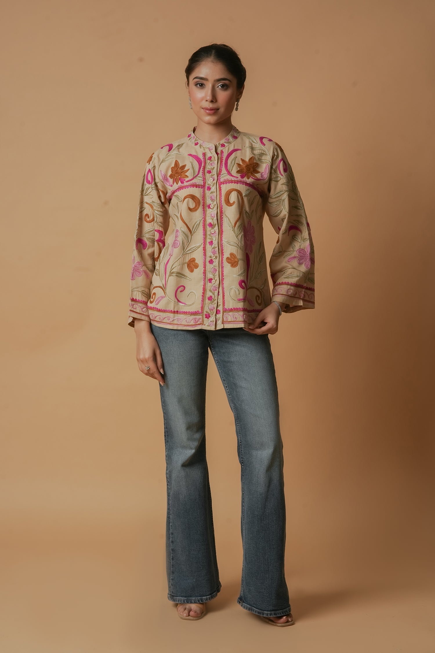 Kashmiri Jacket With Aari Work Cotton – Beige