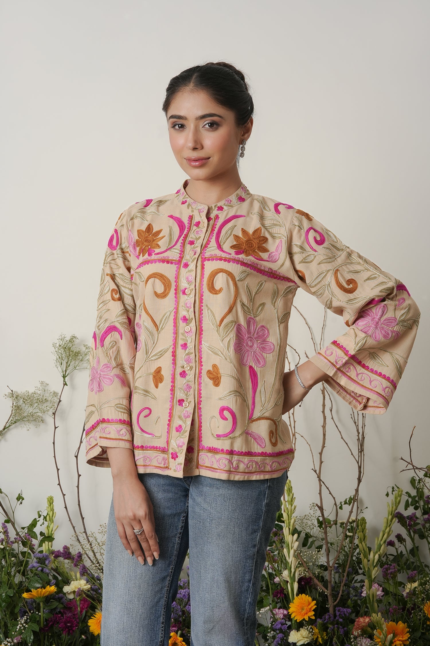 Kashmiri Jacket With Aari Work Cotton – Beige