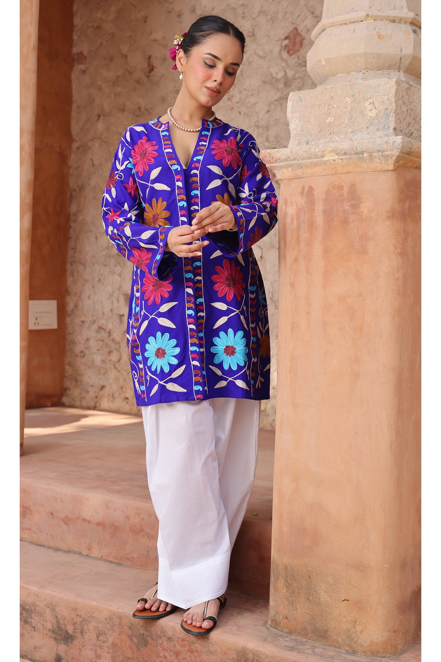 Woolen Kashmiri Aari Jacket – Royal Blue Floral