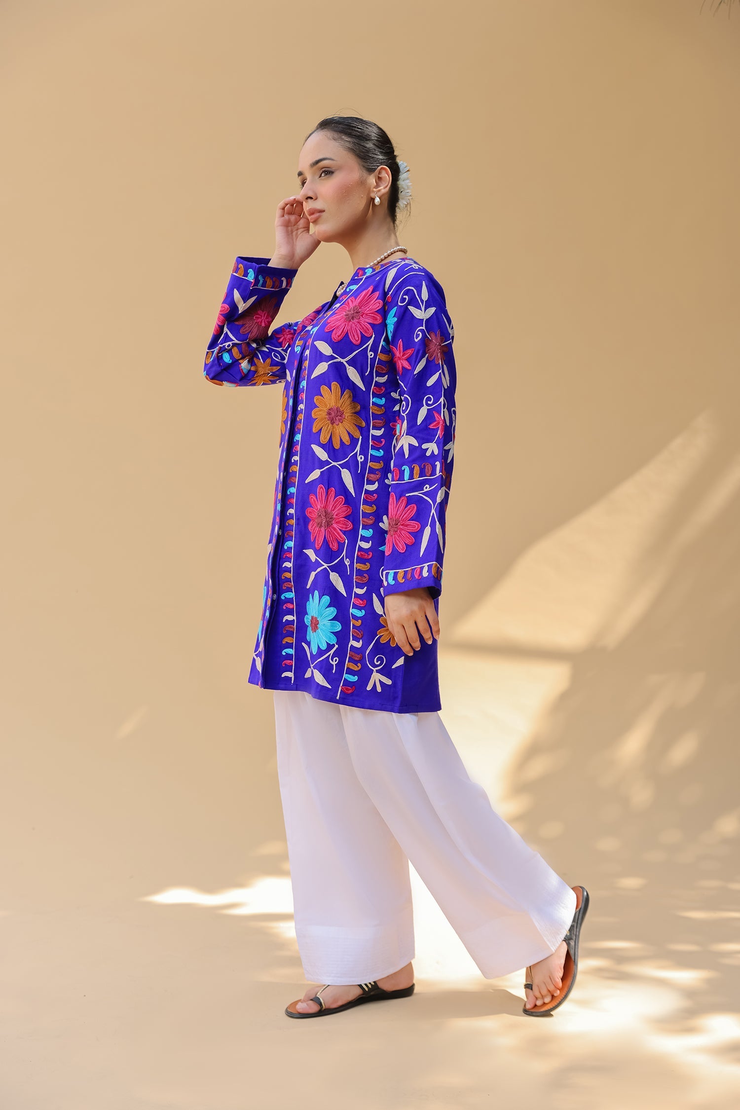 Woolen Kashmiri Aari Jacket – Royal Blue Floral