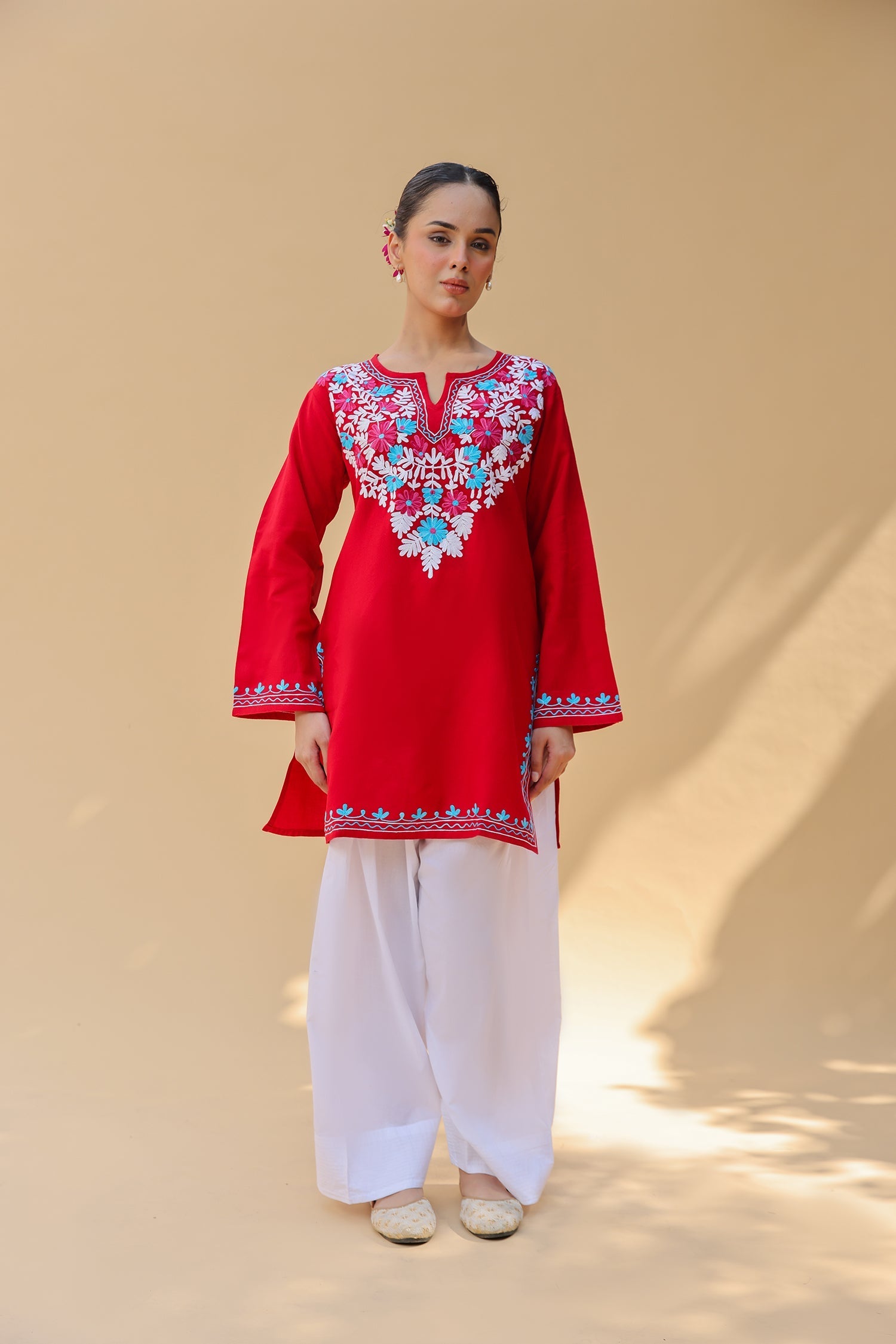 Cotton Kashmiri Aari Short Kurta – Red