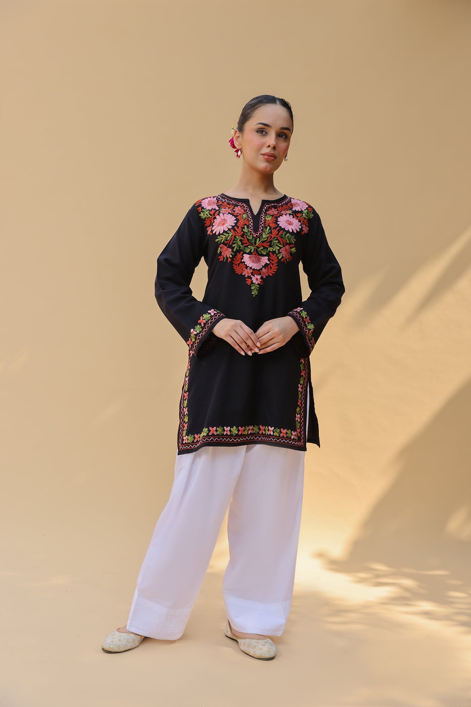 Woolen Kashmiri Aari Short Kurta – Black