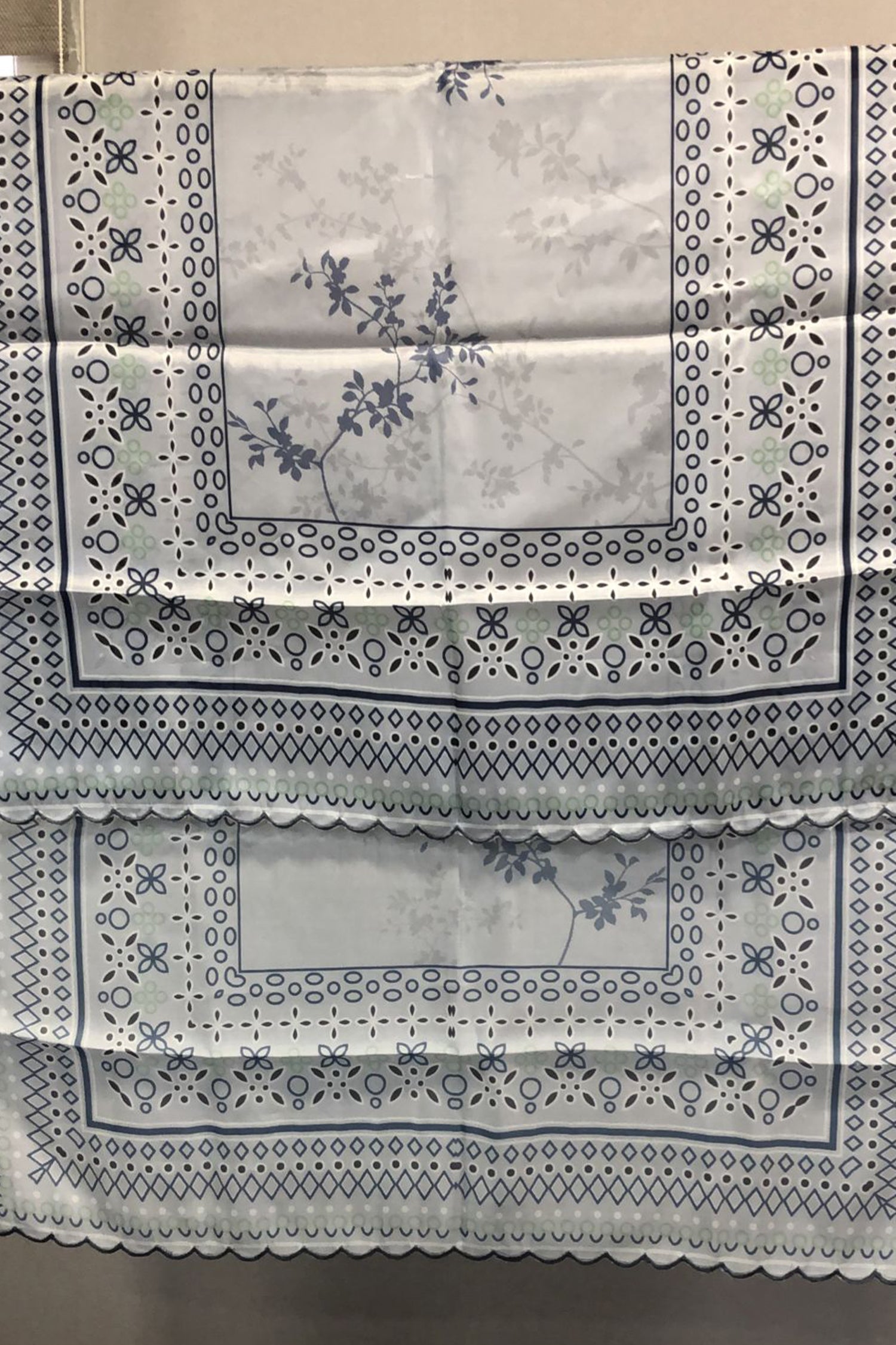 HK_LP37Dupatta/HK_LP37_H.jpg