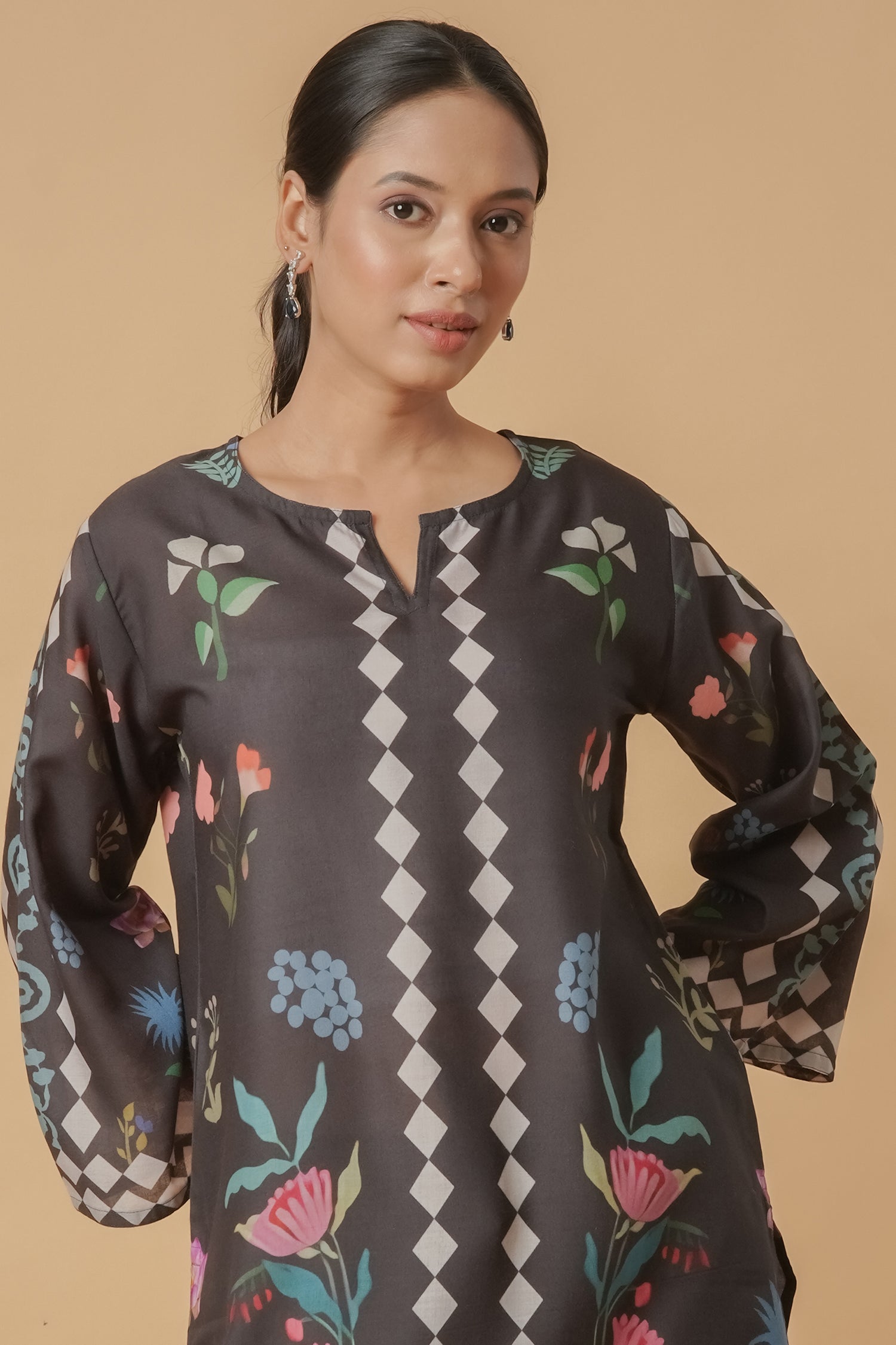 Mauli in Lawn Cotton Printkari Co-ord Set - Black Print With Straight pant