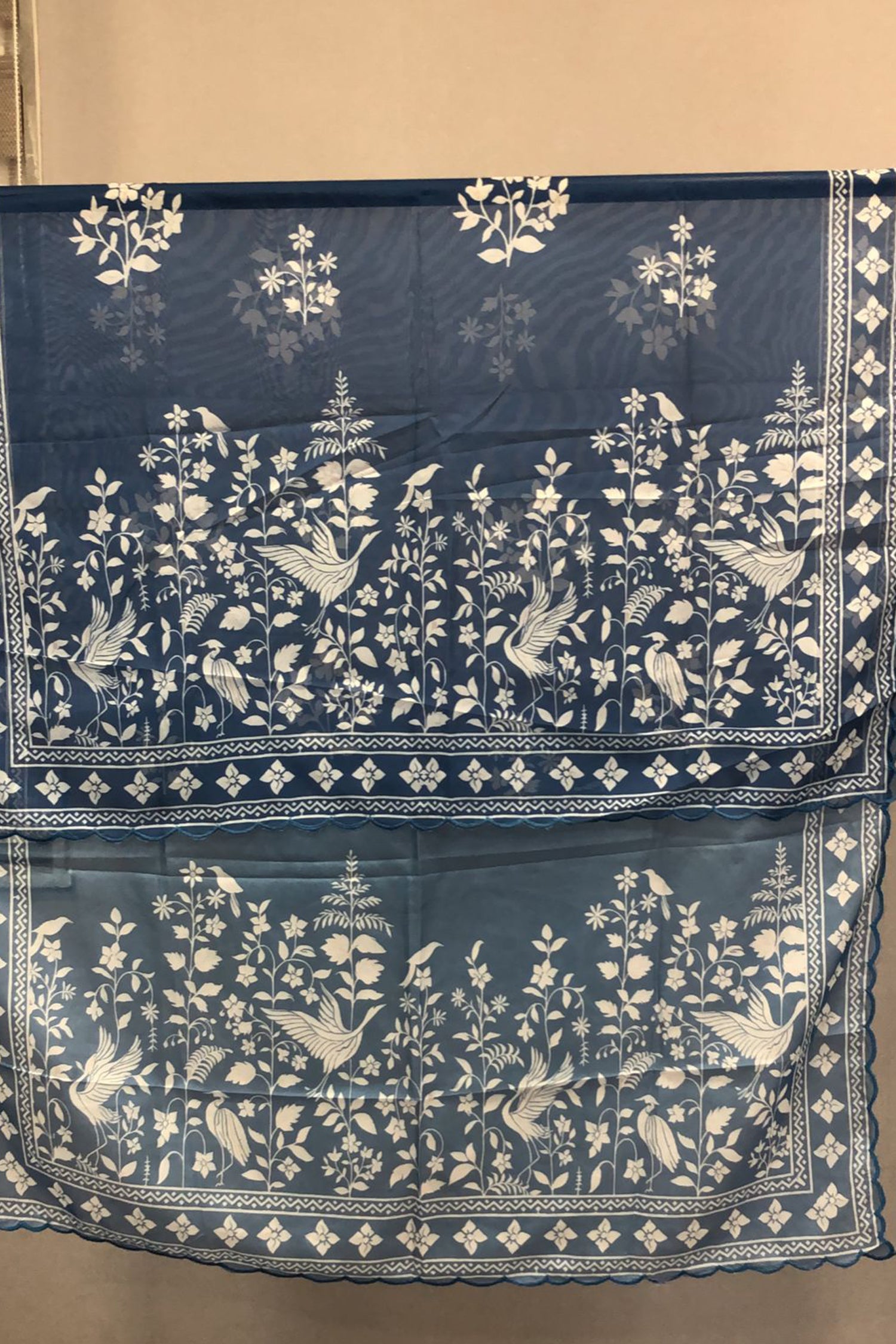HK_LP43Dupatta/HK_LP43_H.jpg