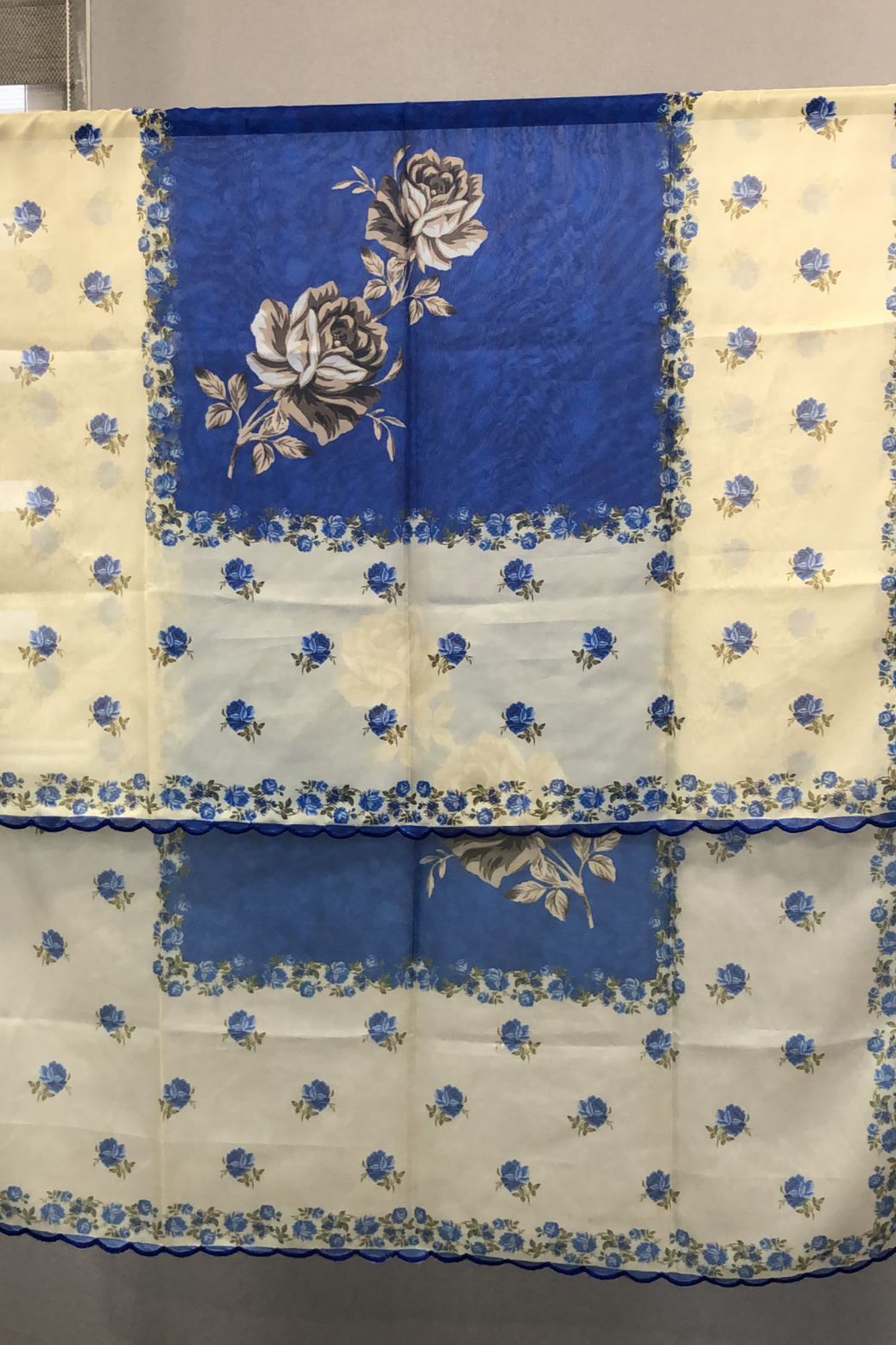HK_LP47BlueDupatta/HK_LP47Blue_H.jpg