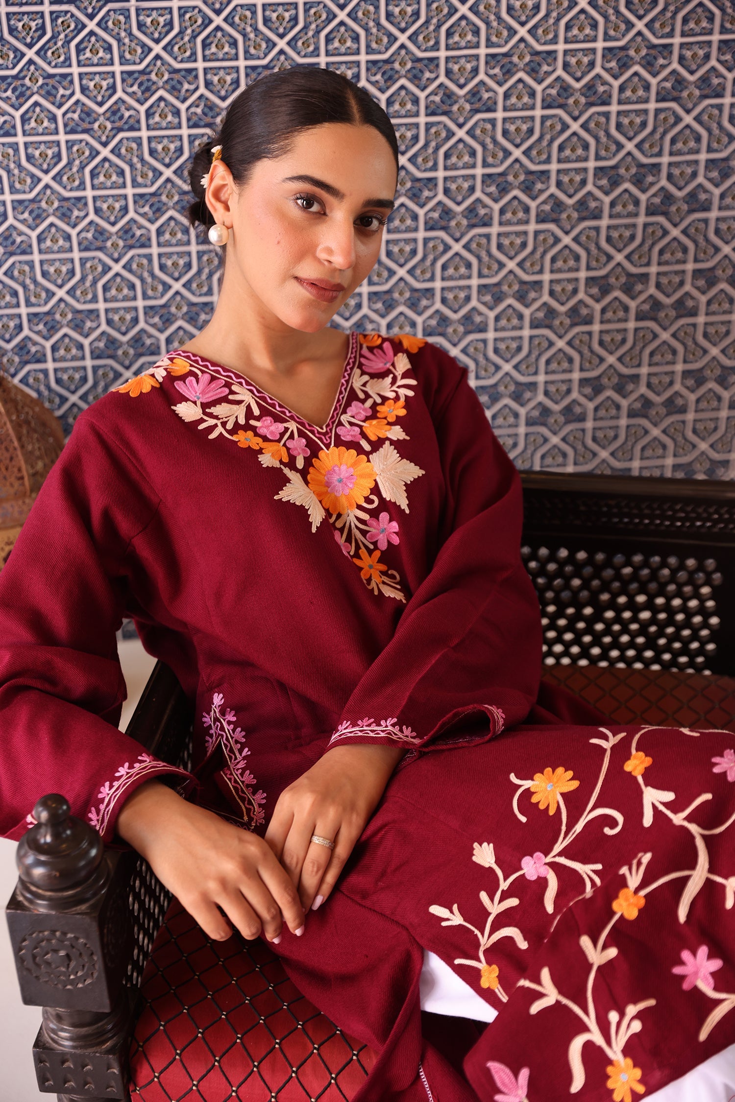 Woolen Phiran in Kashmiri Aari Embroidery - Maroon