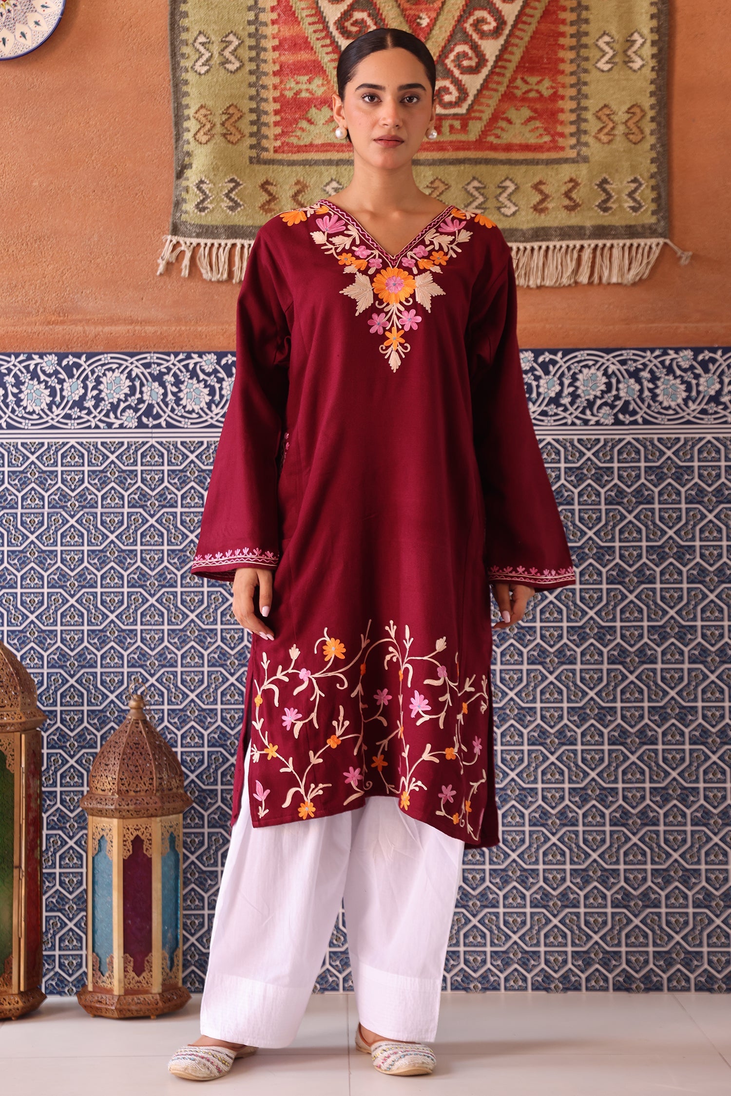 Woolen Phiran in Kashmiri Aari Embroidery - Maroon