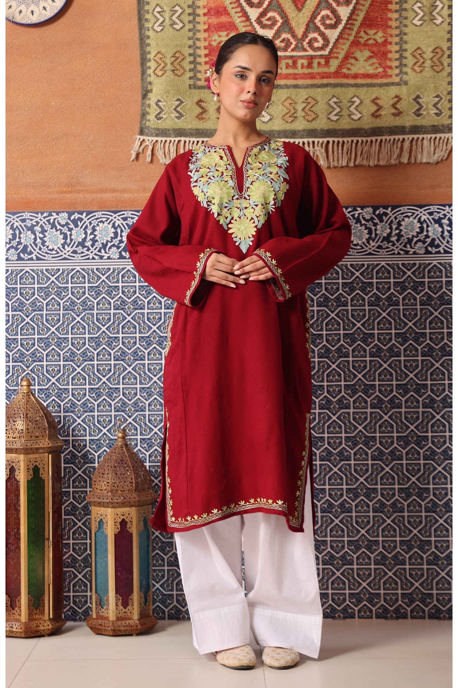 Woolen Phiran in Kashmiri Aari Embroidery - Maroon