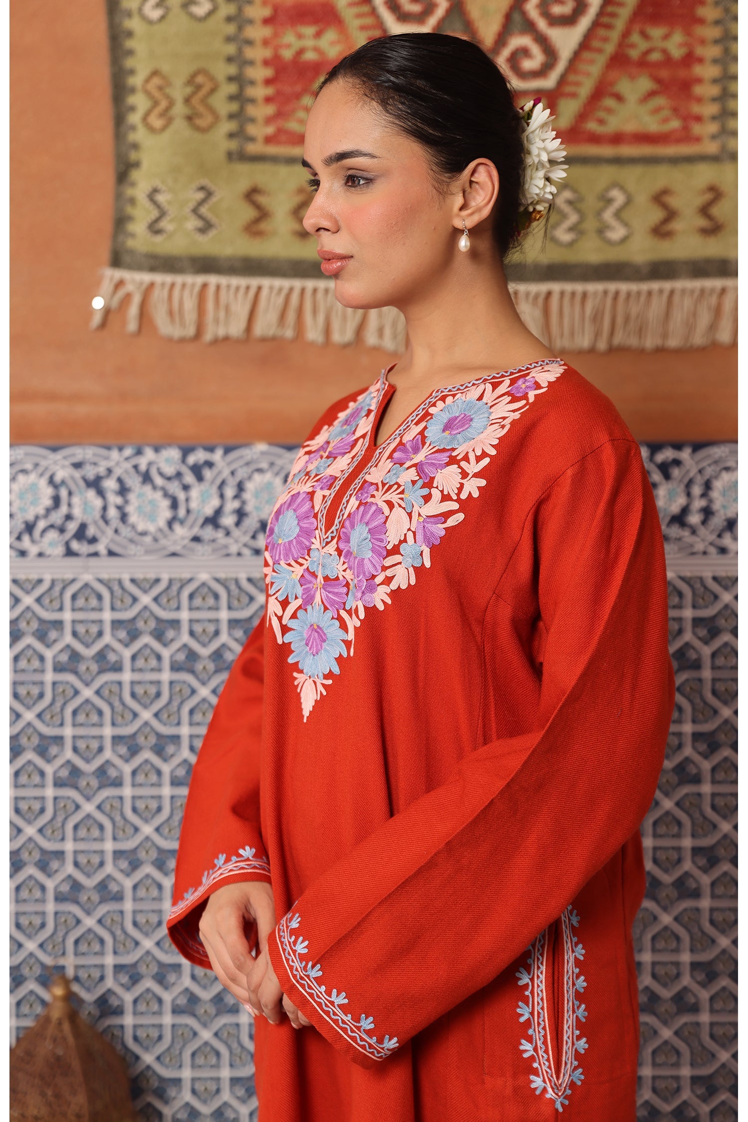 Woolen Phiran in Kashmiri Aari Embroidery - Red