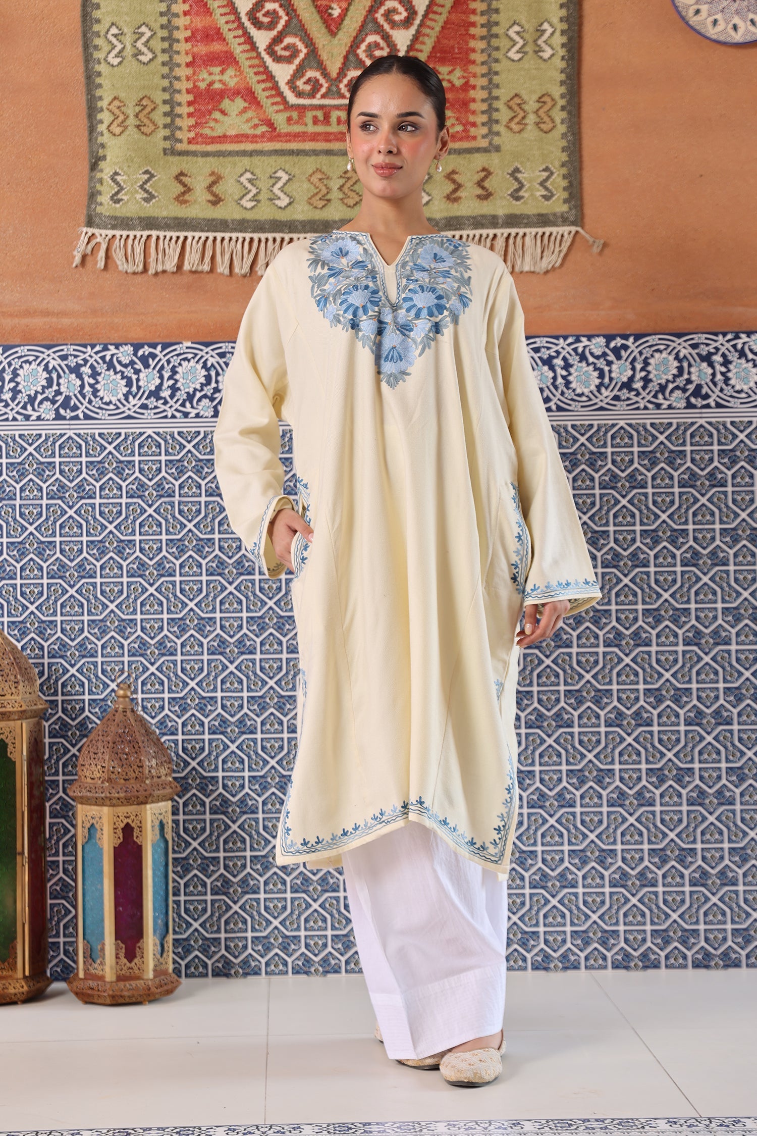 Woolen Phiran in Kashmiri Aari Embroidery - White