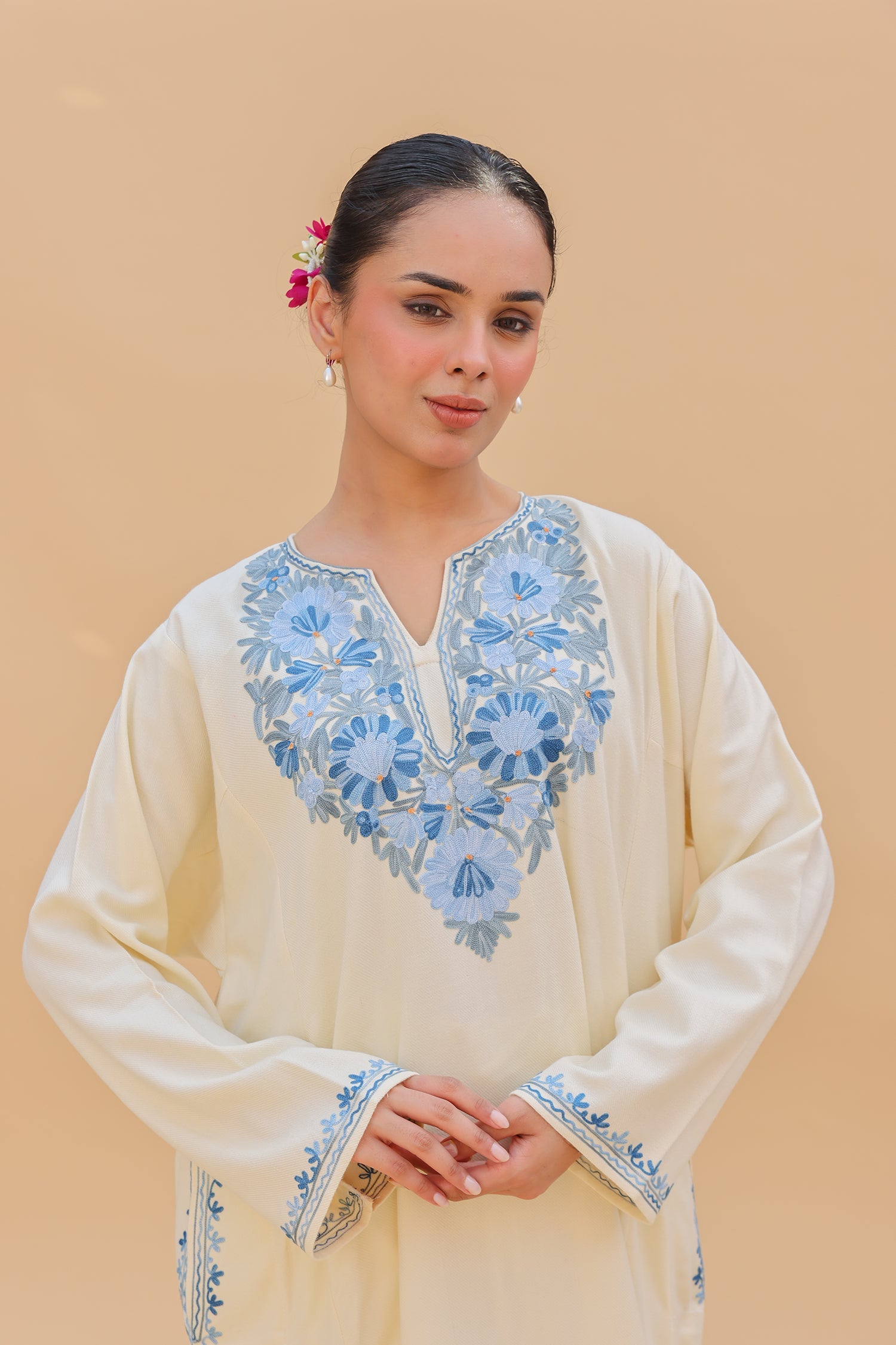 Woolen Phiran in Kashmiri Aari Embroidery - White