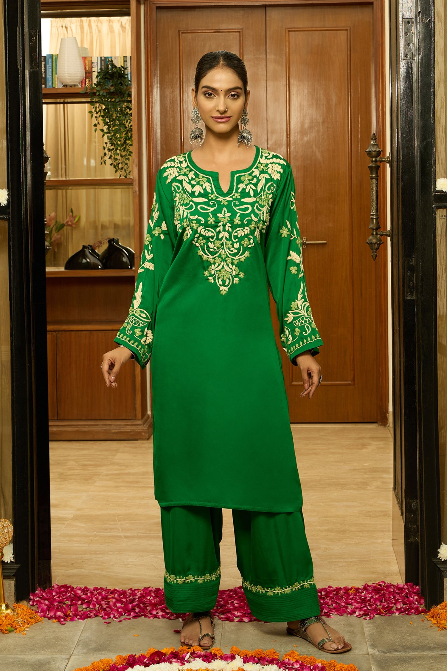 House Of Kari(Chikankari Clothing) - Chikankari Kurta Set in Satin Silk with Farsi Pants Green House Of Kari(Chikankari Clothing) - Chikankari Kurta Set in Satin Silk with Farsi Pants Green
