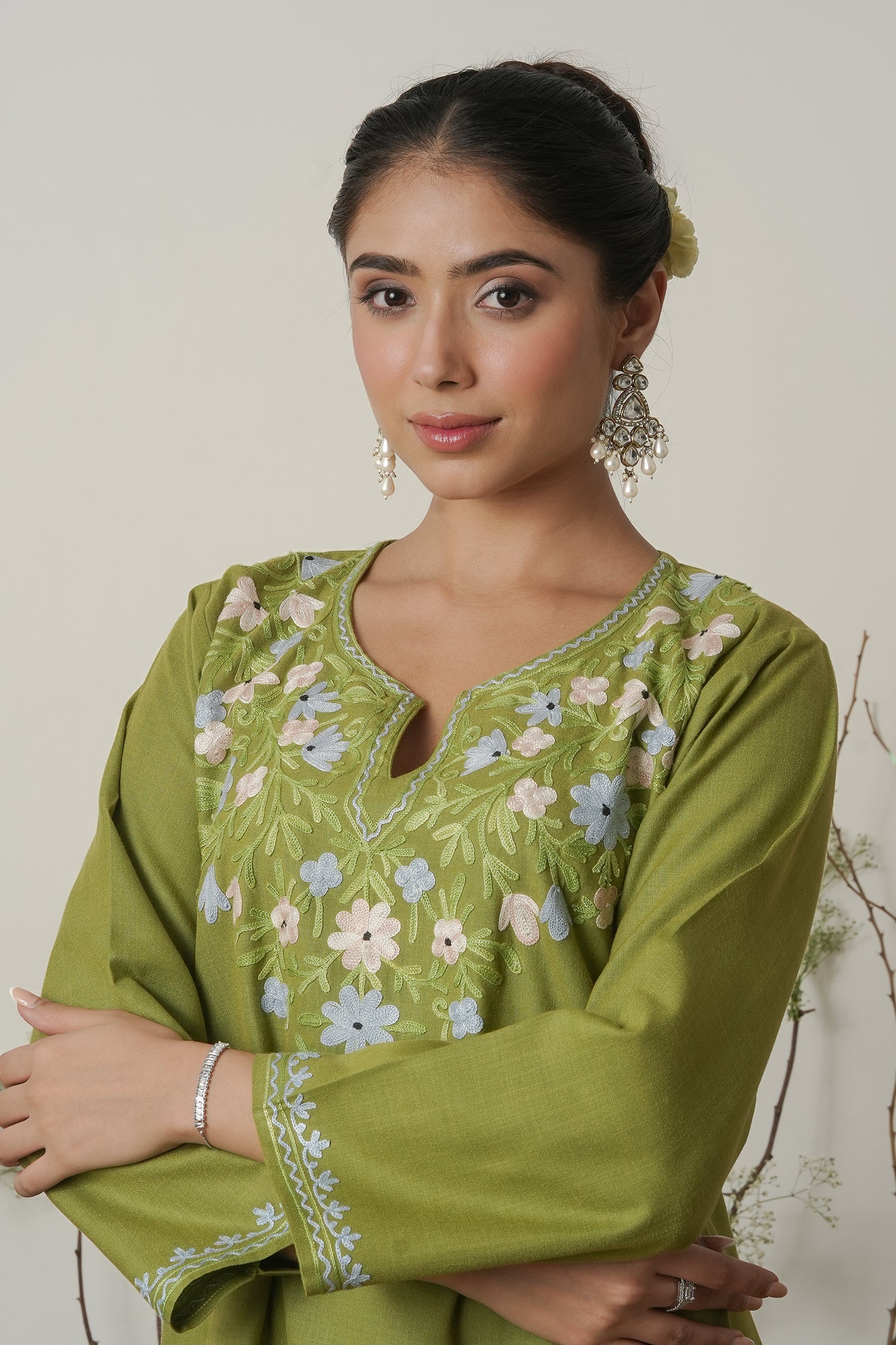 Kashmiri Aari Work Cotton Short Kurta – Green