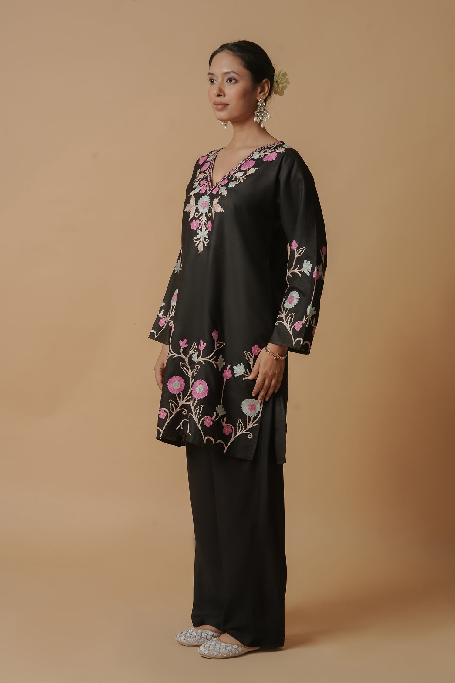 Kashmiri Aari Work Kurta – Black with Multicolor Embroidery