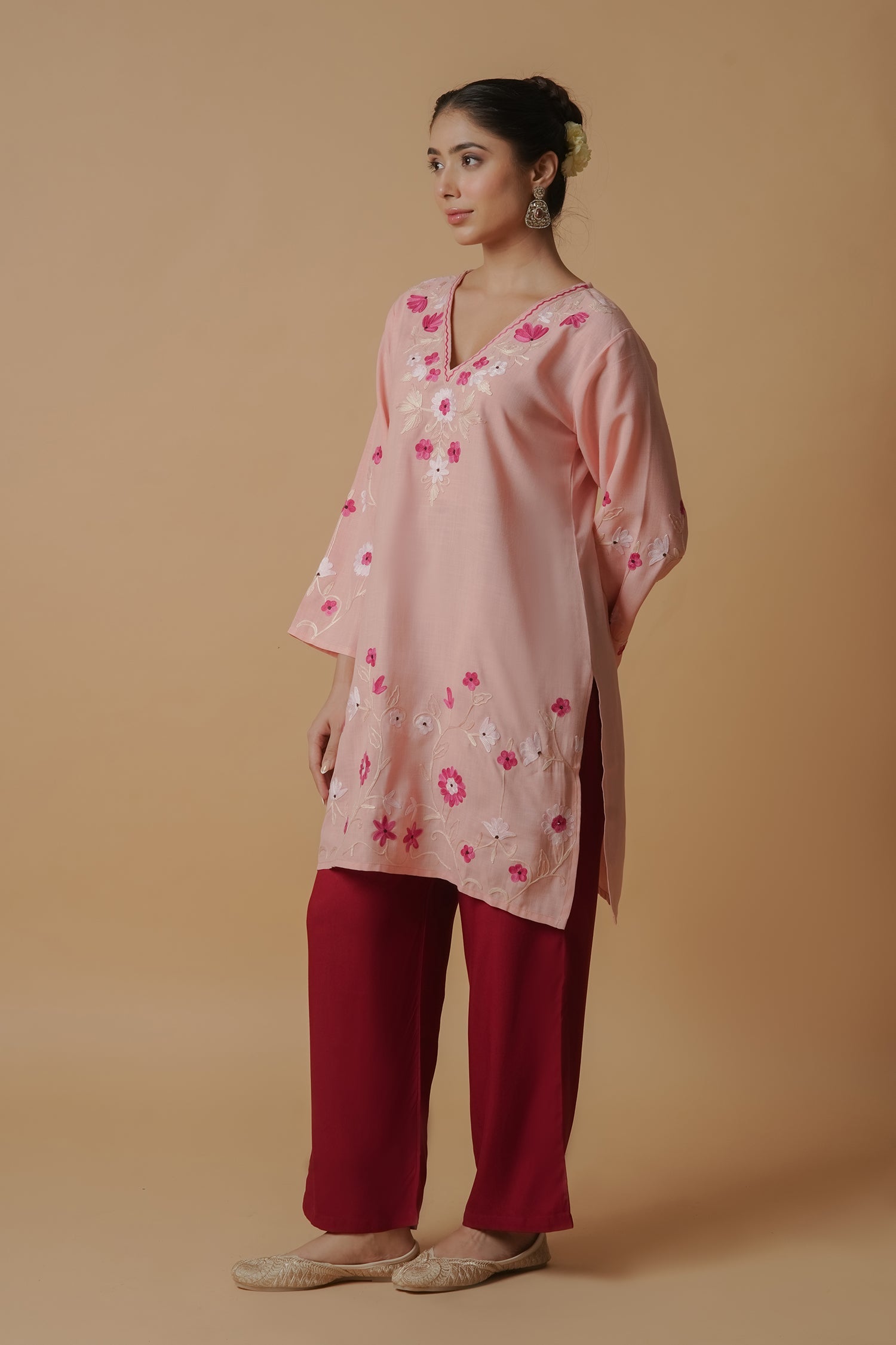 Kritika in Kashmiri Aari Work Cotton Short Kurta – Pink