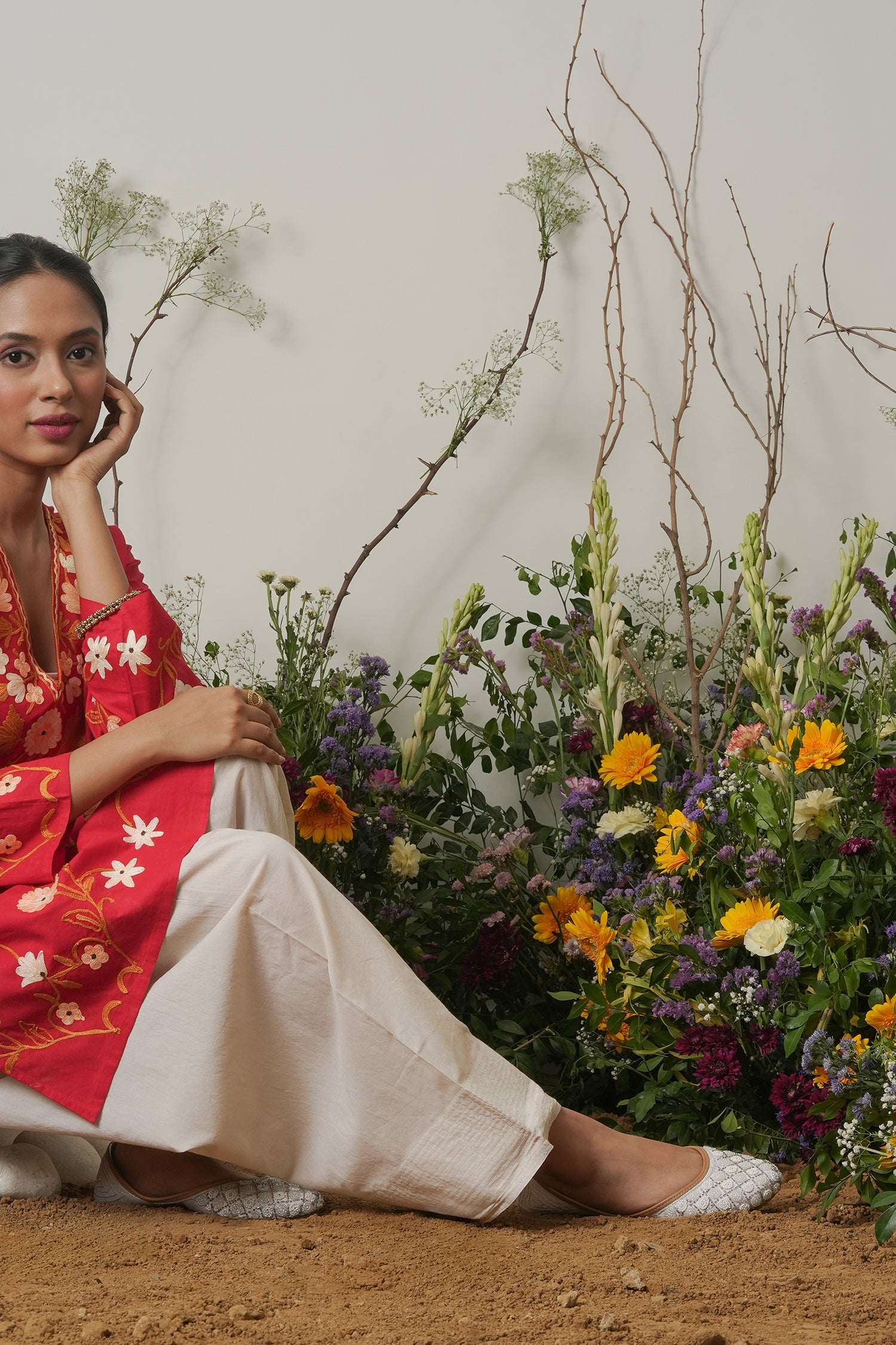 Kashmiri Aari Work Cotton Short Kurta – Red