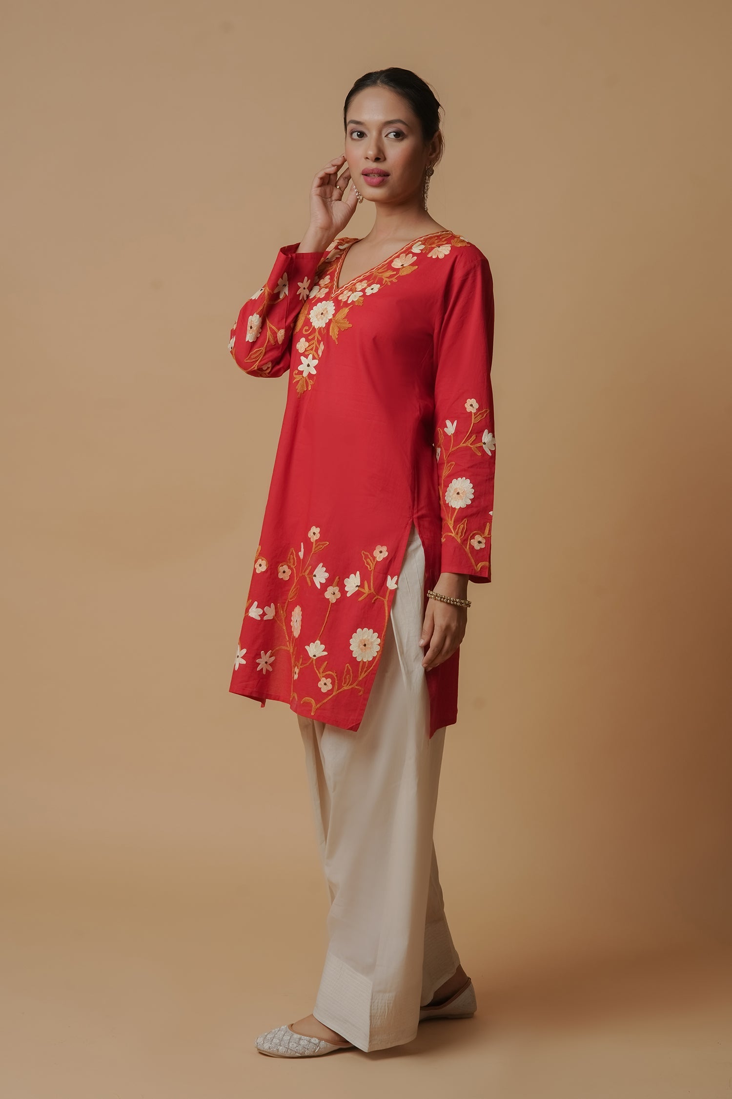 Kashmiri Aari Work Cotton Short Kurta – Red