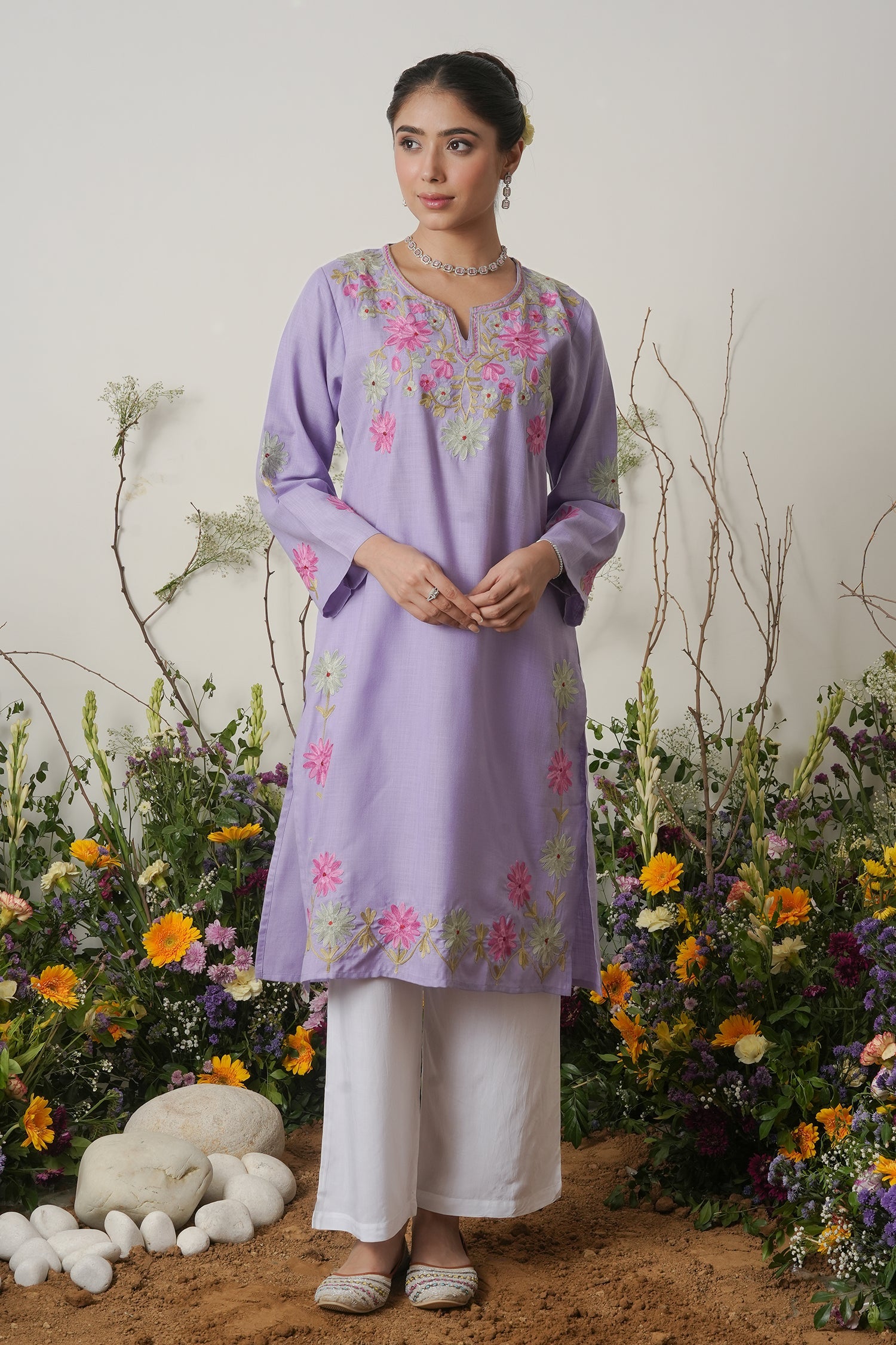 Kashmiri Aari Work Long Kurta – Lavender