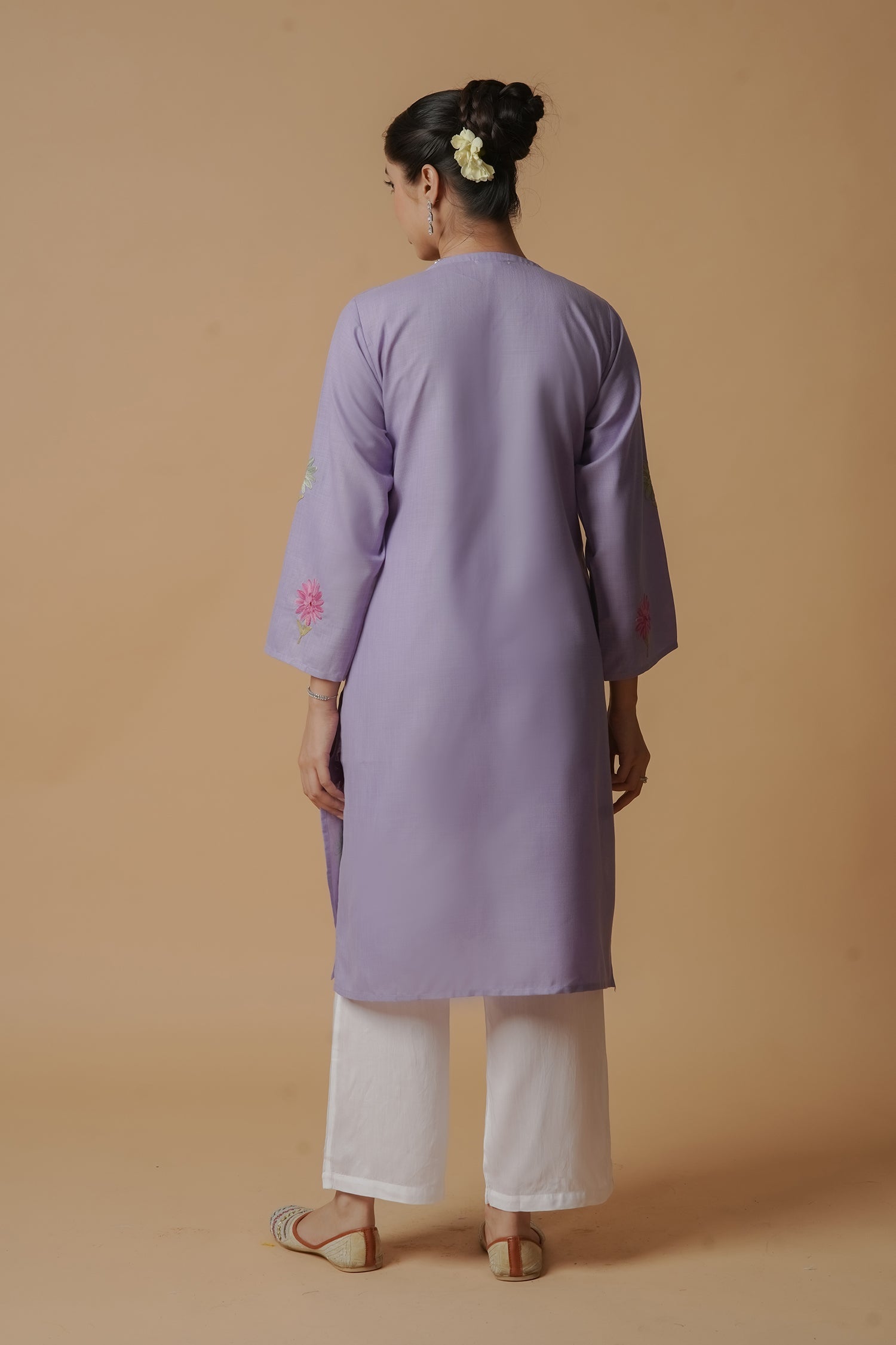 Kashmiri Aari Work Long Kurta – Lavender