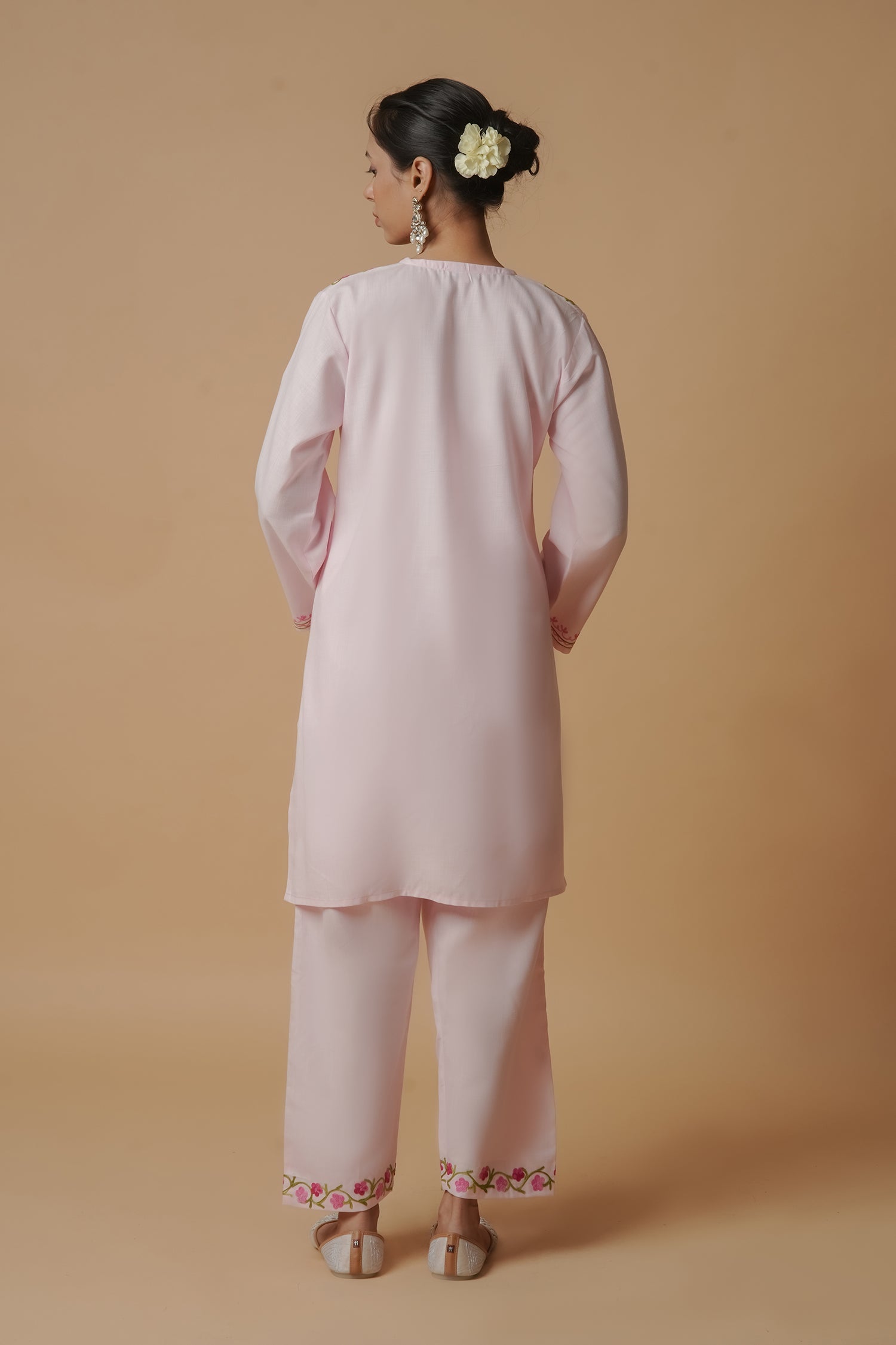 Kashmiri Aari Work Cotton Kurta Set - Baby Pink