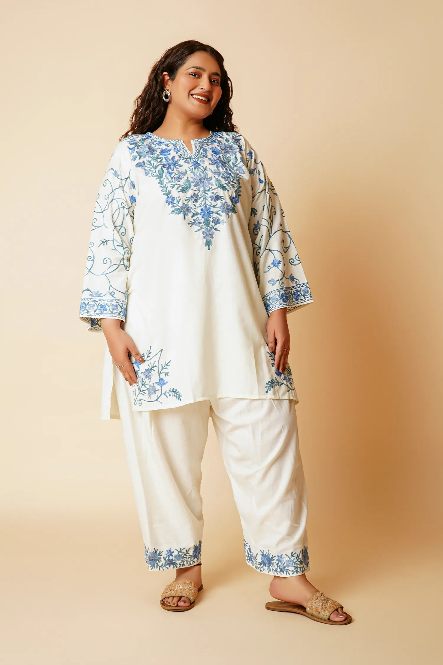 Plus Size - Kashmiri Aari Work Cotton Kurta with Farsi Pant - White