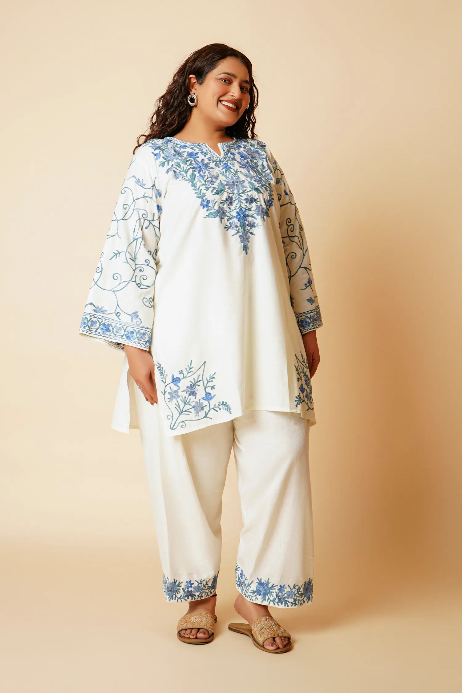 Plus Size - Kashmiri Aari Work Cotton Kurta with Farsi Pant - White
