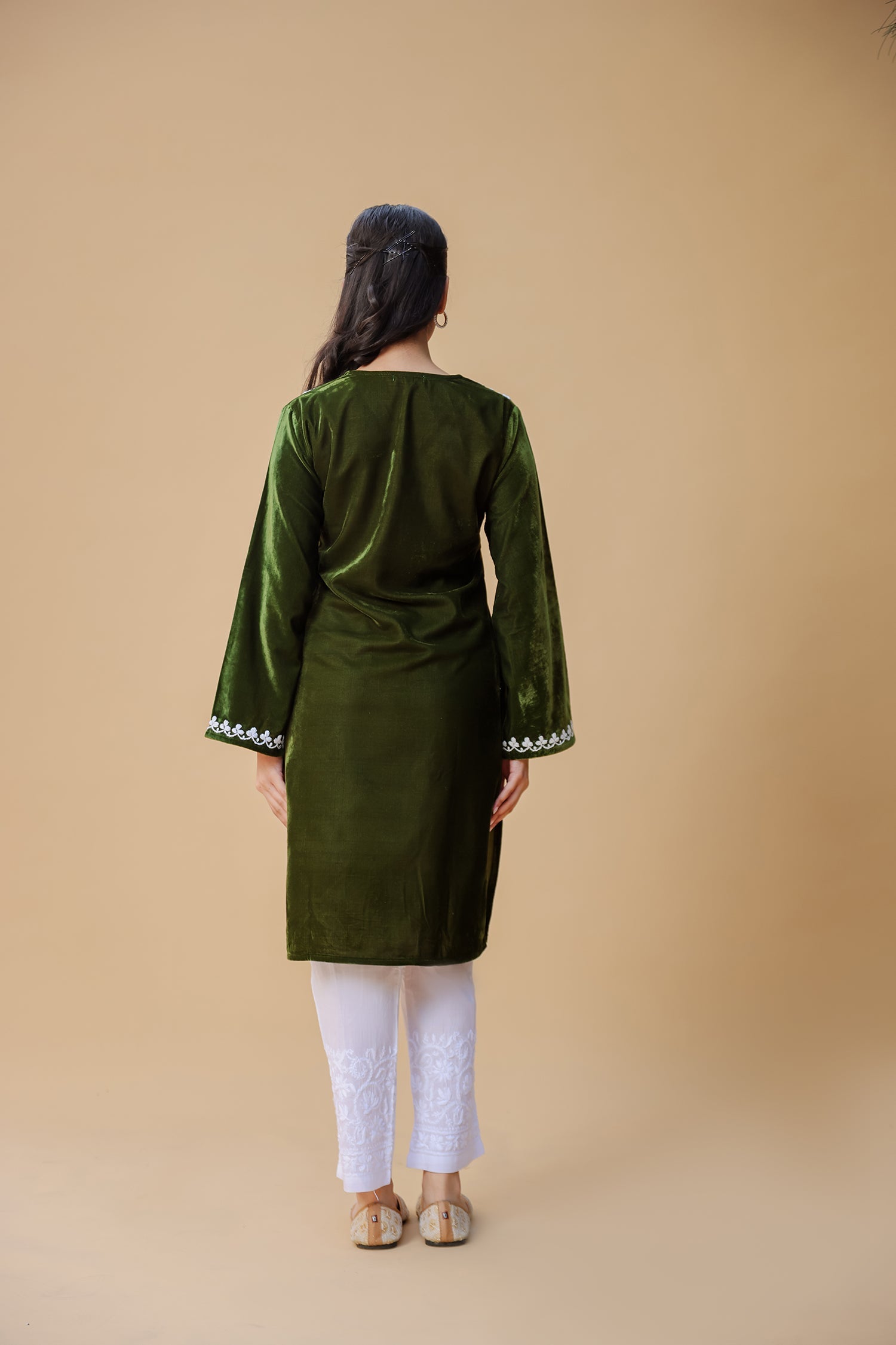 Velvet Chikankari Kurta – Bottle Green