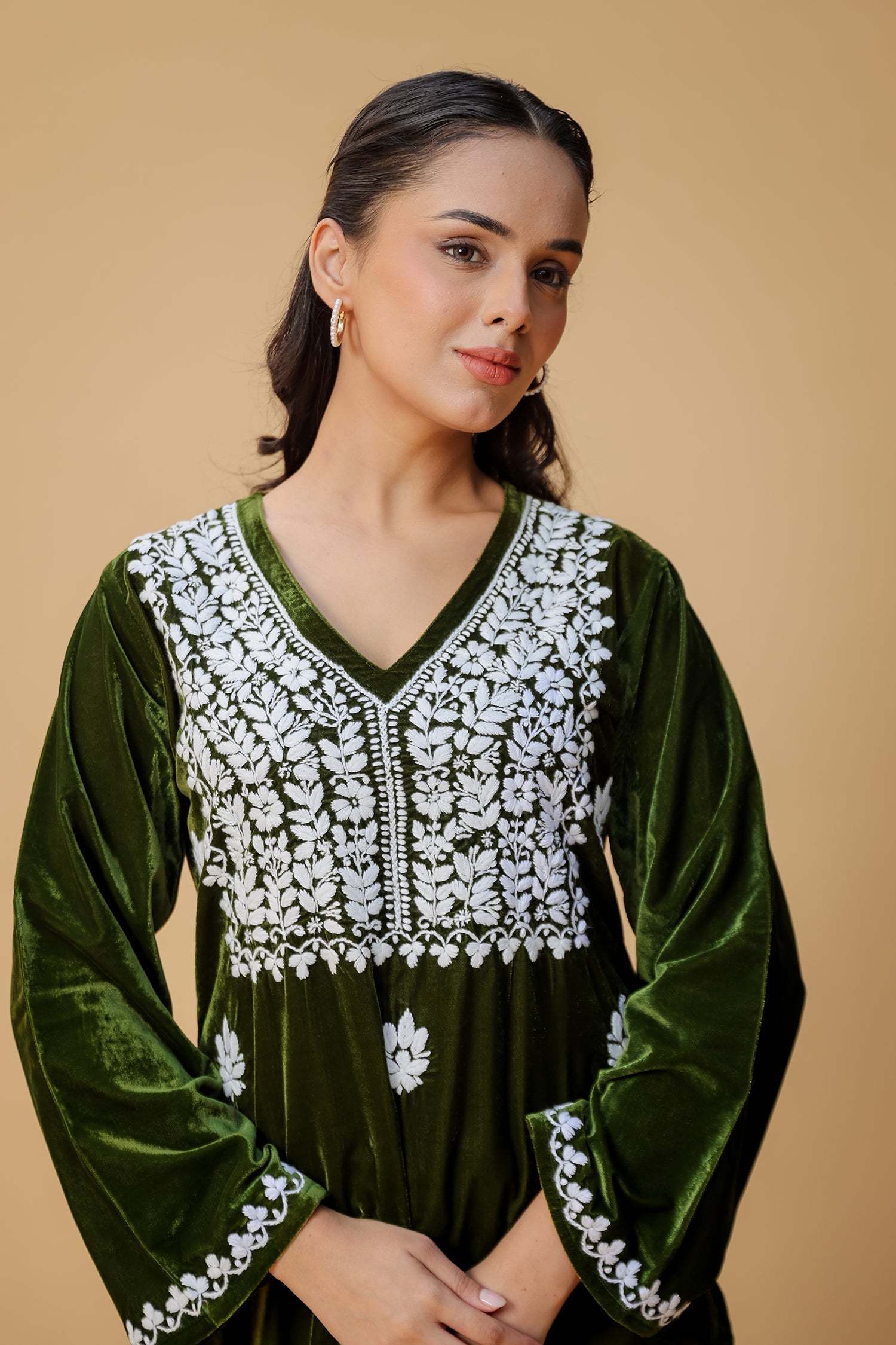 Velvet Chikankari Kurta – Bottle Green