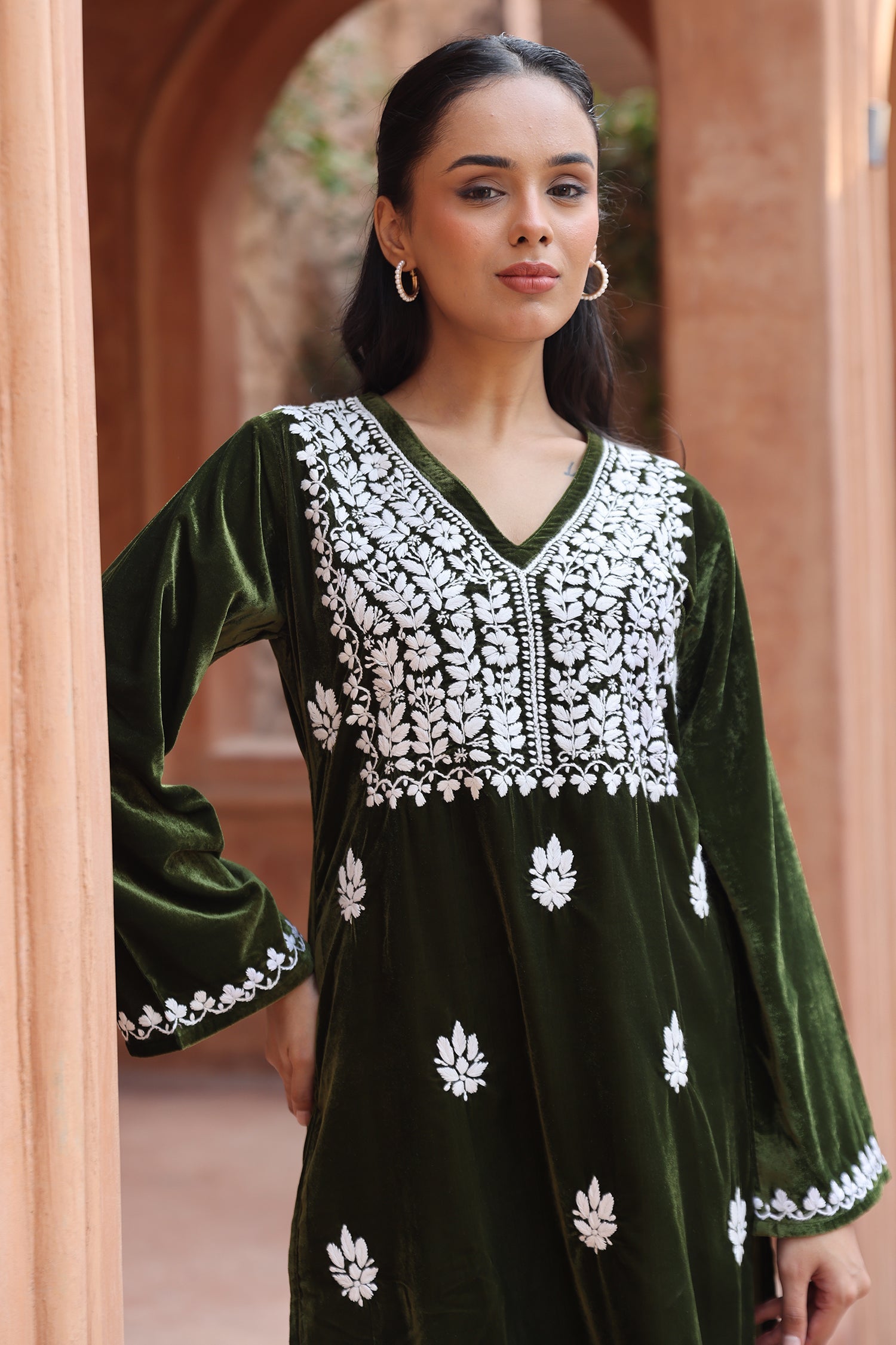 Velvet Chikankari Kurta – Bottle Green