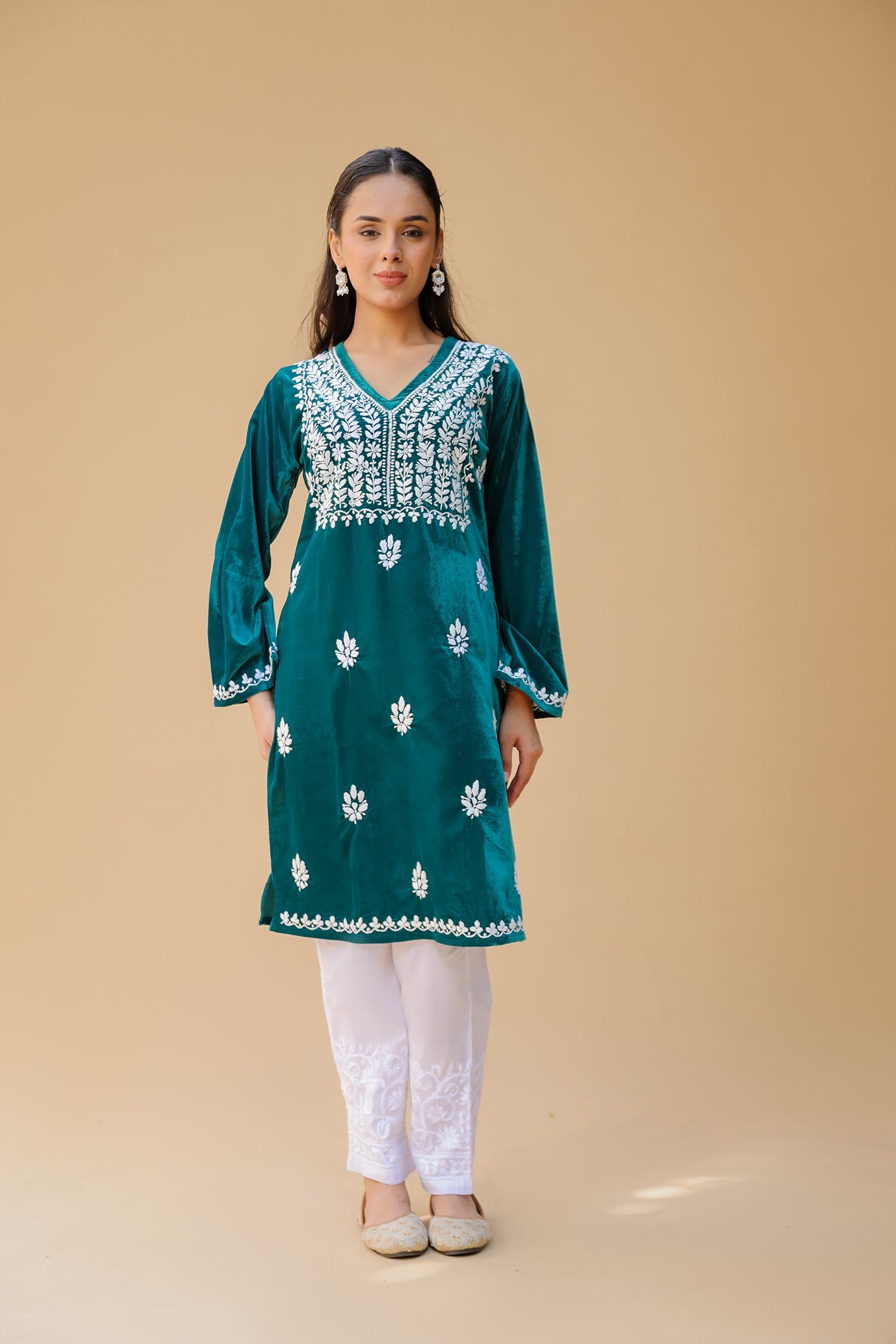 Velvet Chikankari Kurta – Tourquise Blue