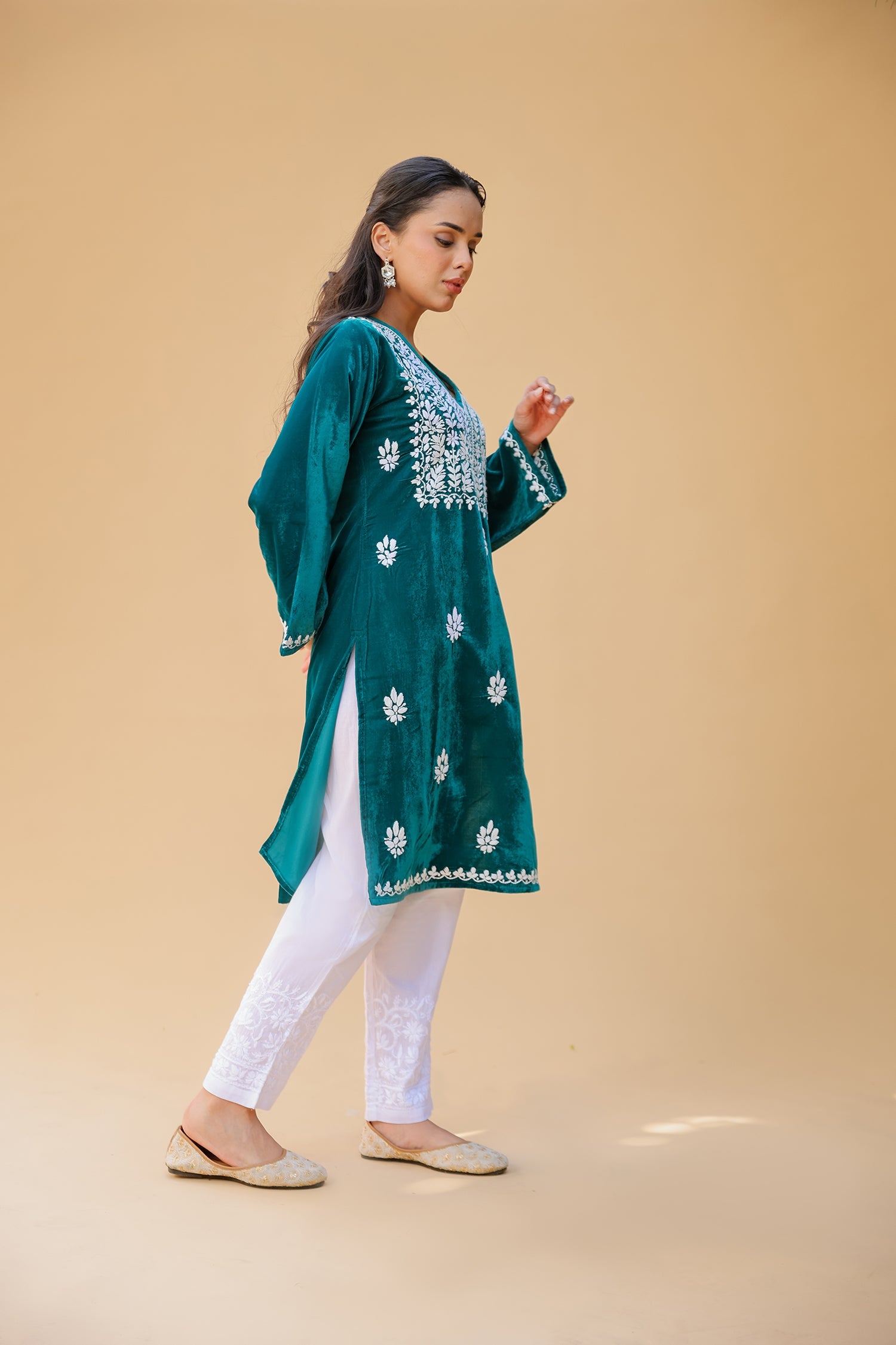 Velvet Chikankari Kurta – Tourquise Blue