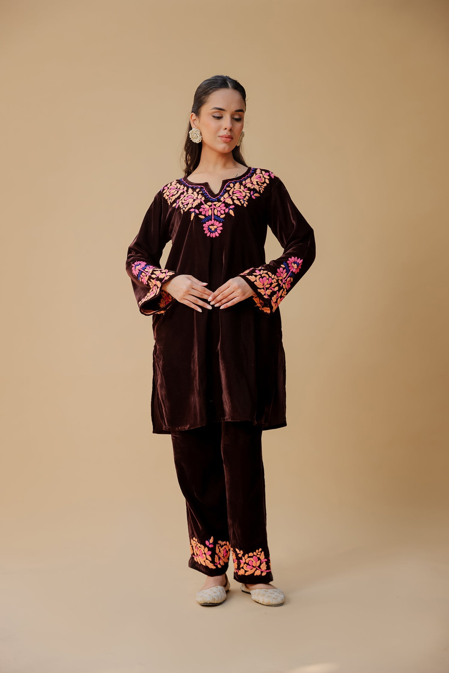 Velvet Chikankari Kurta Set – Wine