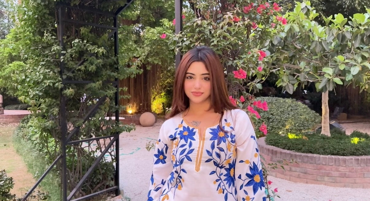 Vanshika In Cotton Kashmiri Aari Kurta - White