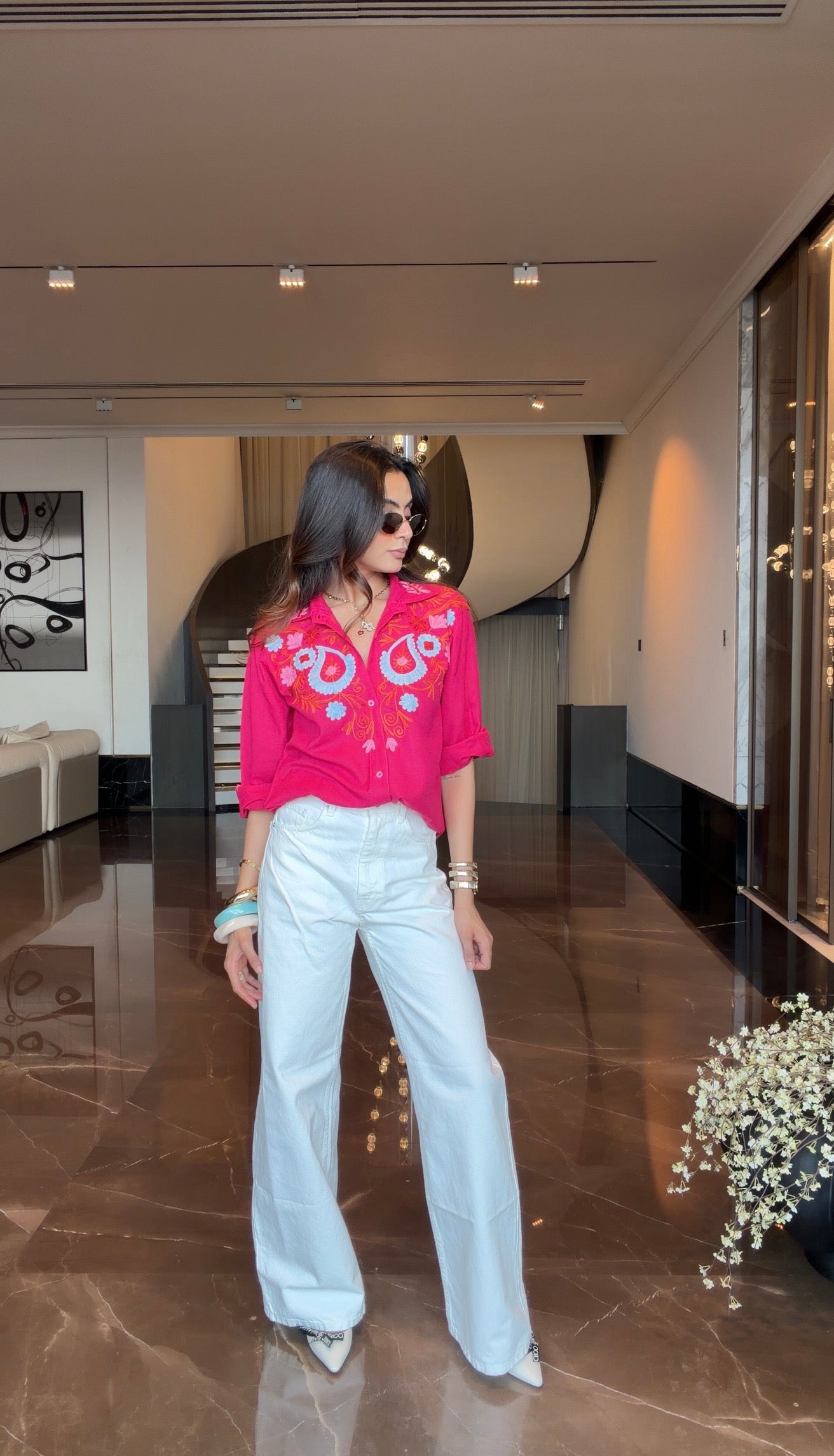 Sonali In Cotton Kashmiri Aari Shirt - Pink