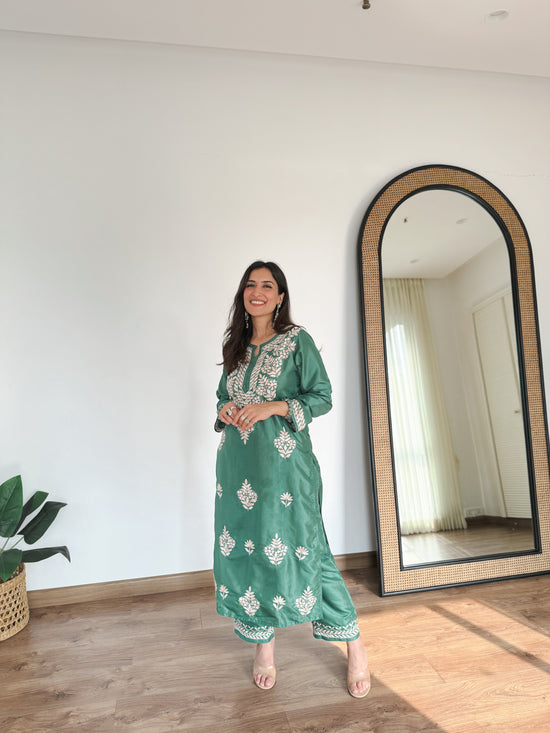 Urmi in Silk Chikankari Kurta Set for Women - Mehndi Green