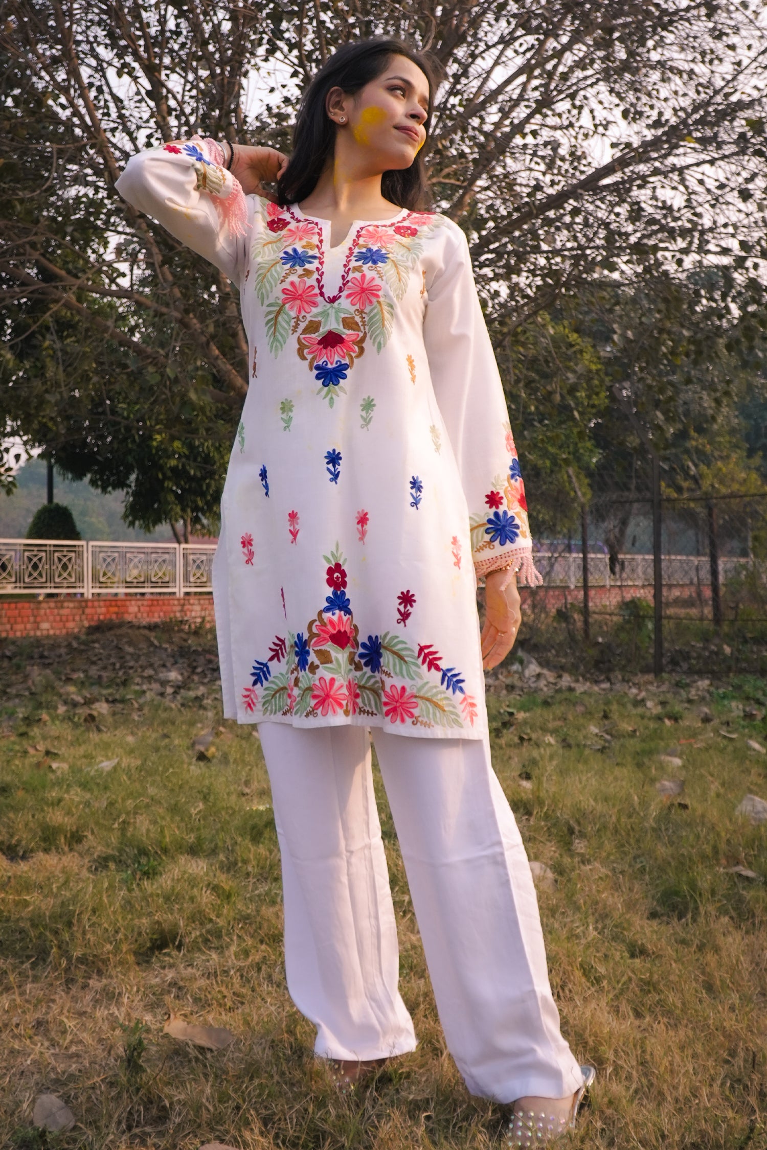 Falak Kashmiri Long Kurta - White