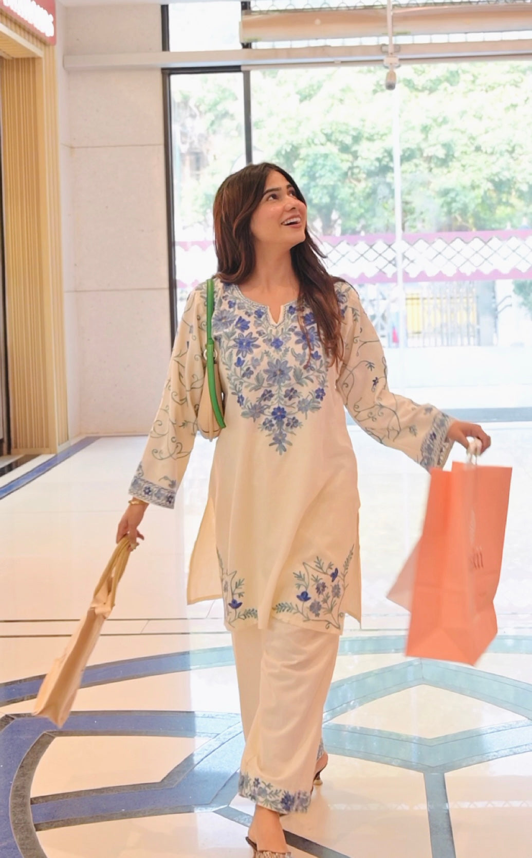 Shivani in Kashmiri Aari Work Cotton Kurta with Farsi Pant - White