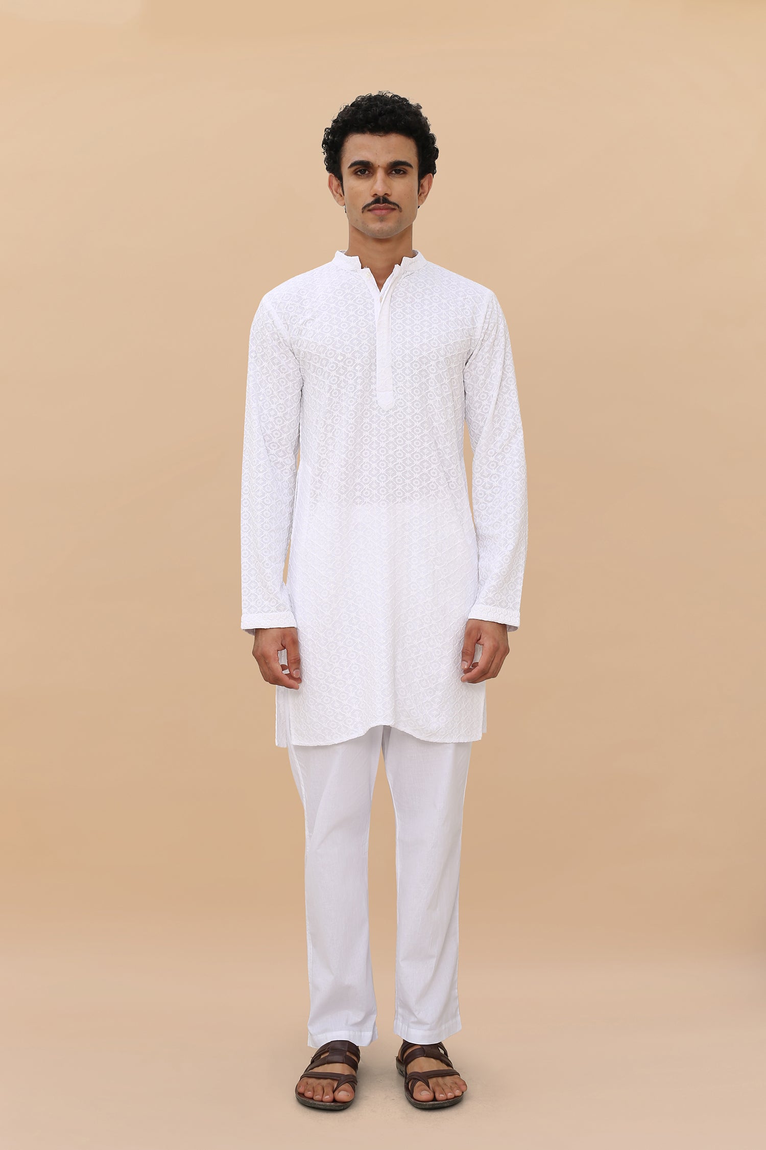 Men's Kurta In Chikankari Rayon - White