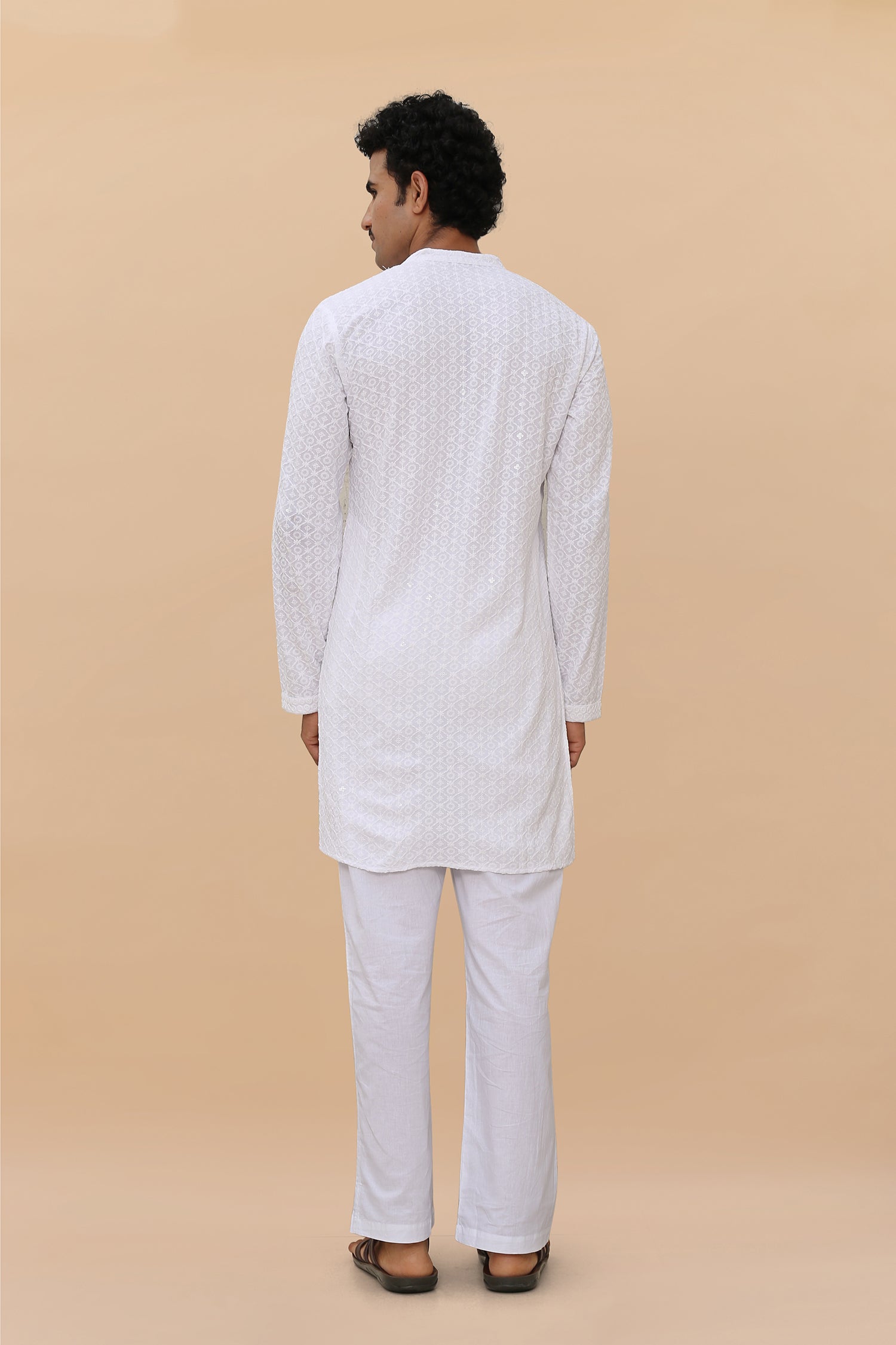 Men's Kurta In Chikankari Rayon - White