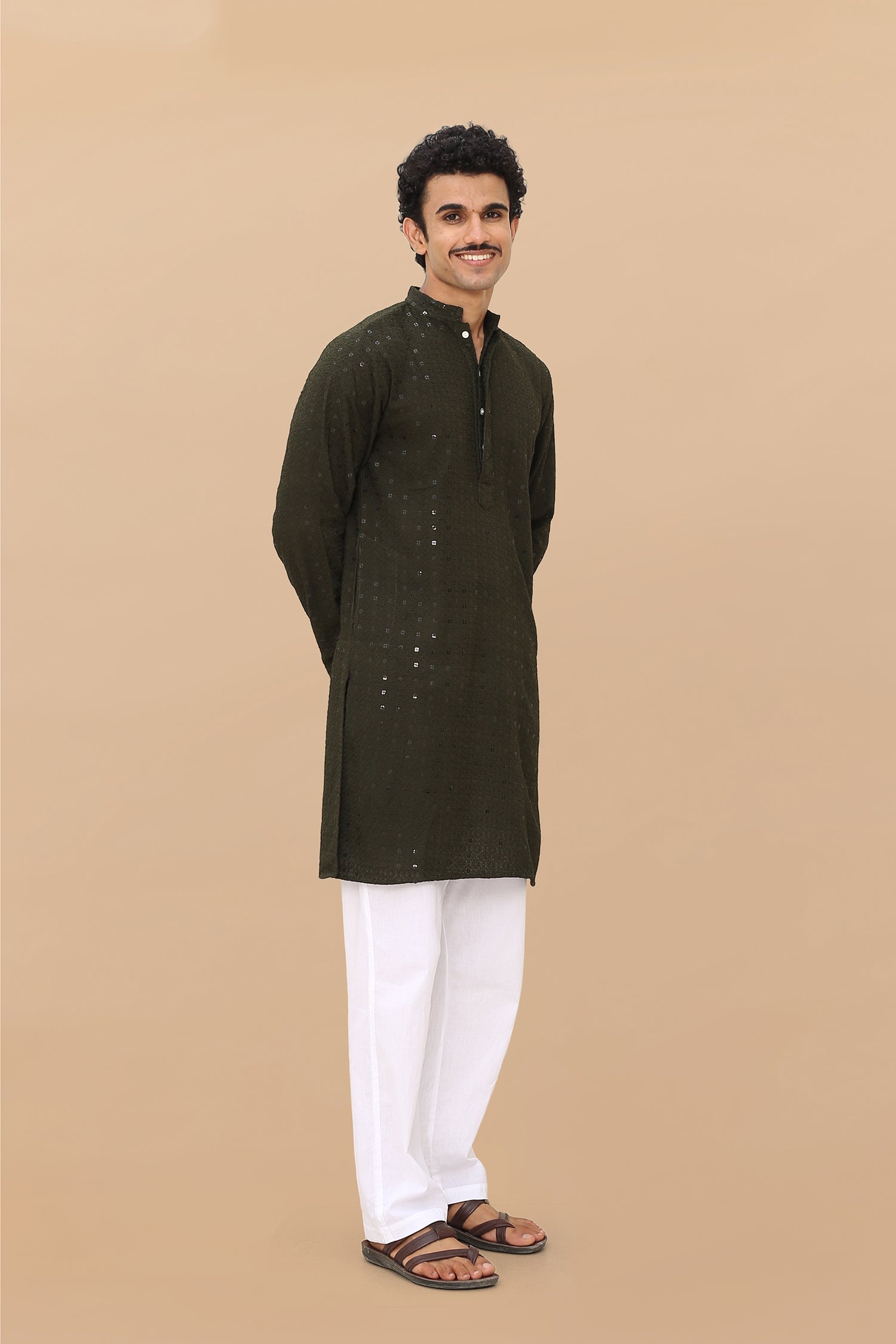 Men's Kurta In Chikankari Rayon - Green