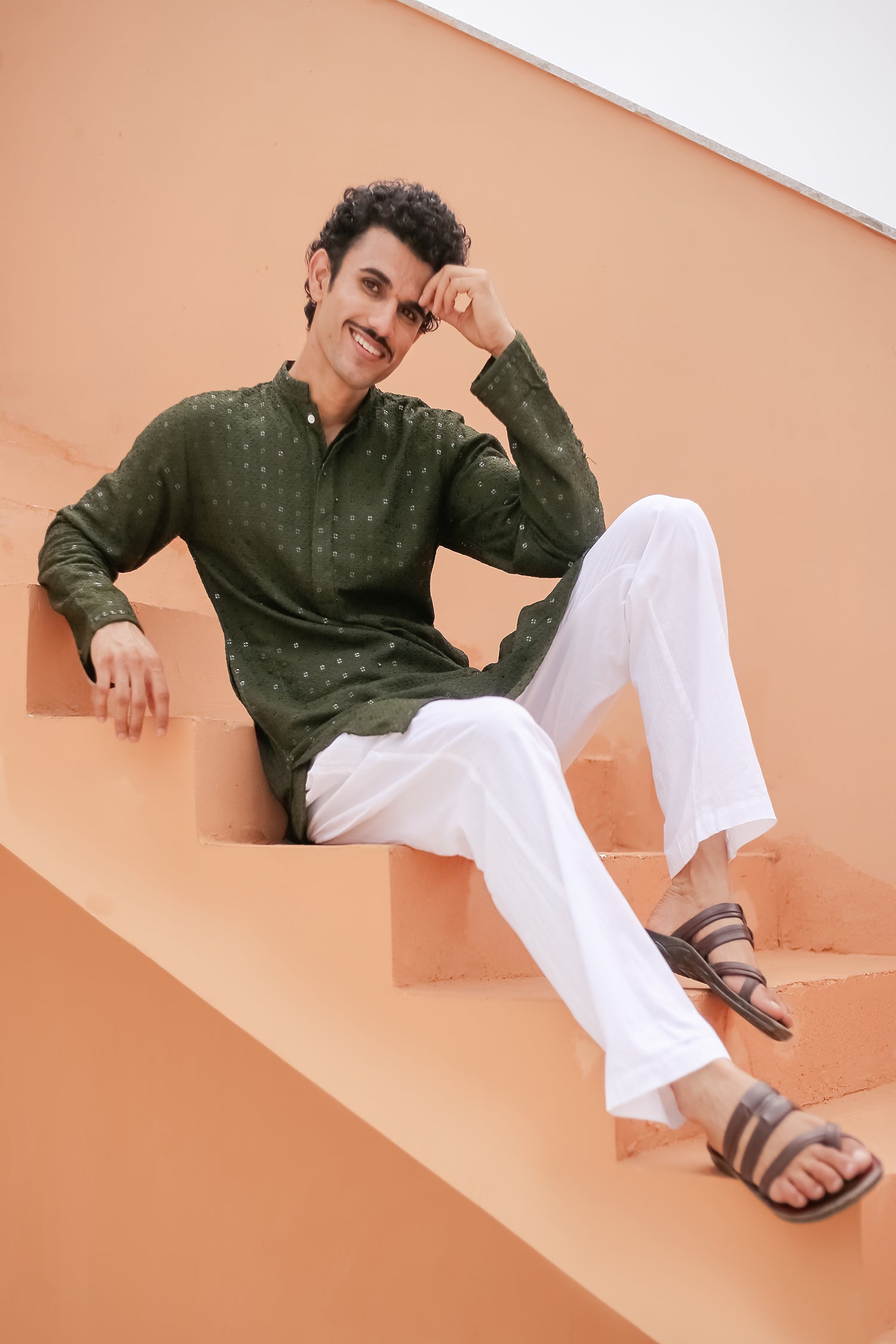 Men's Kurta In Chikankari Rayon - Green