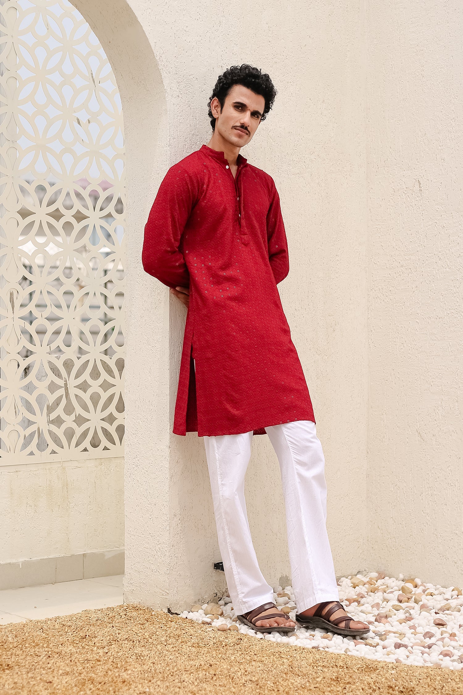 Men's Kurta In Chikankari Rayon - Maroon