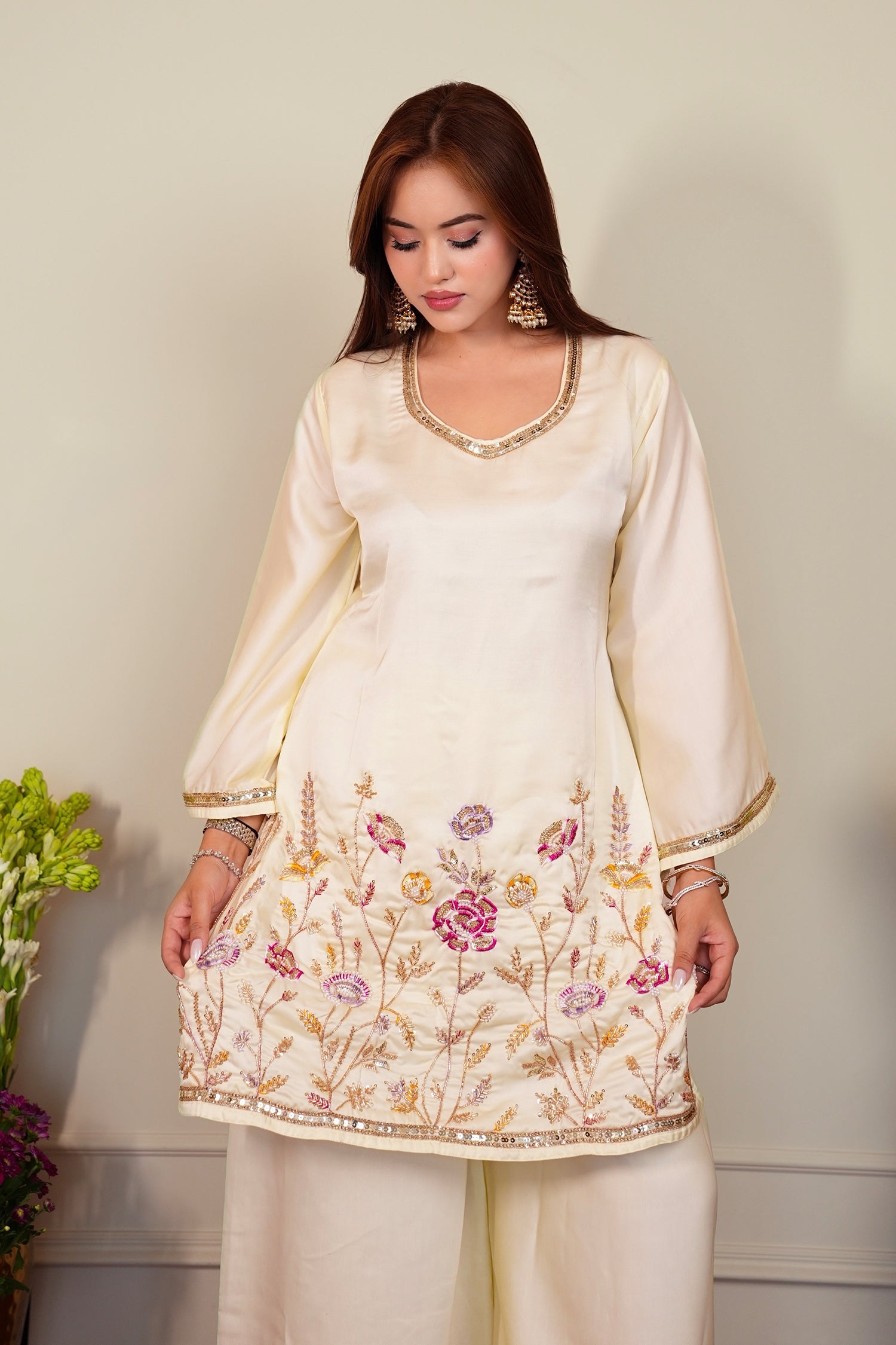 Mix Sequin Mul Chanderi Silk Embroidered Kurta Set - Butter Yellow
