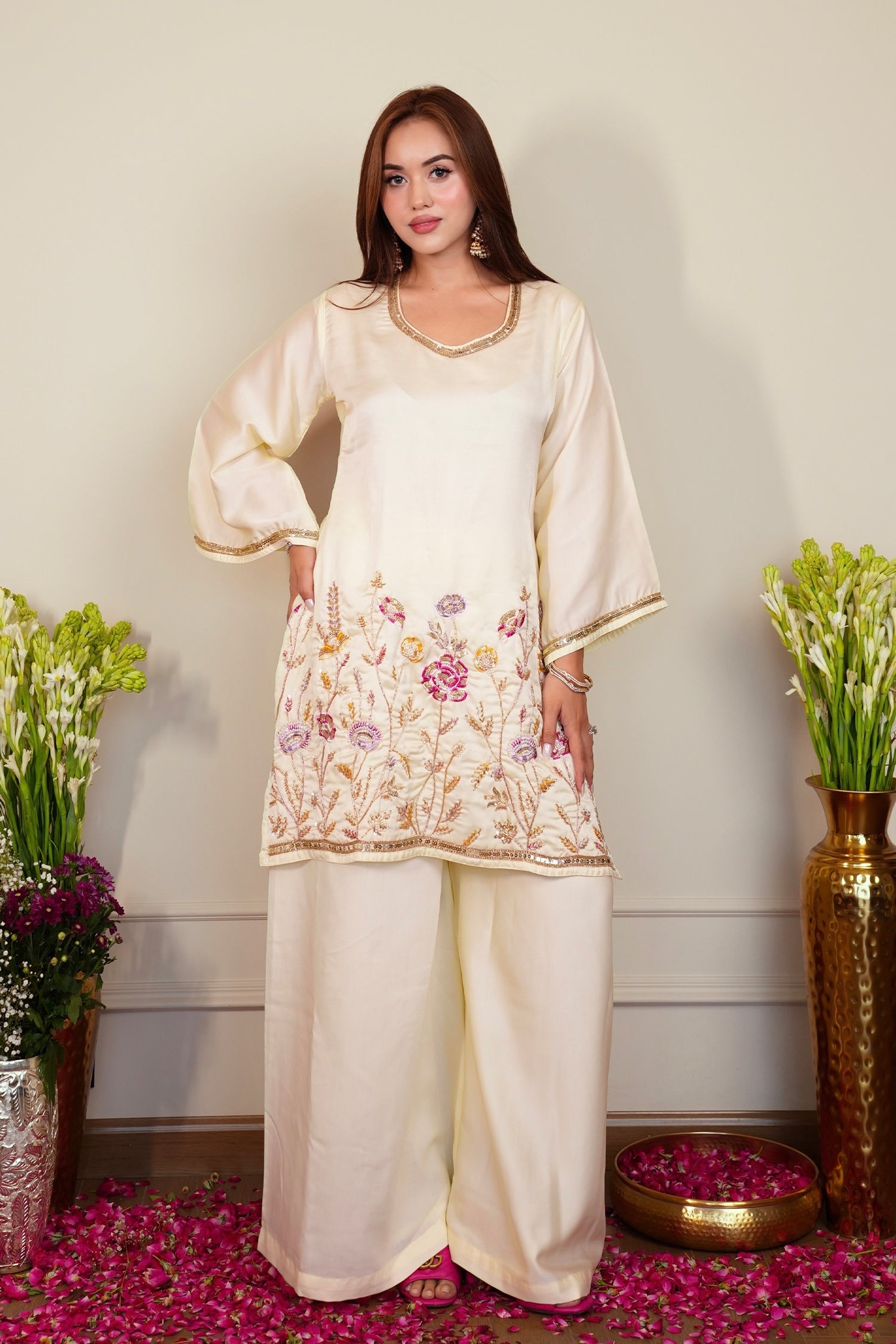 Mix Sequin Mul Chanderi Silk Embroidered Kurta Set - Butter Yellow