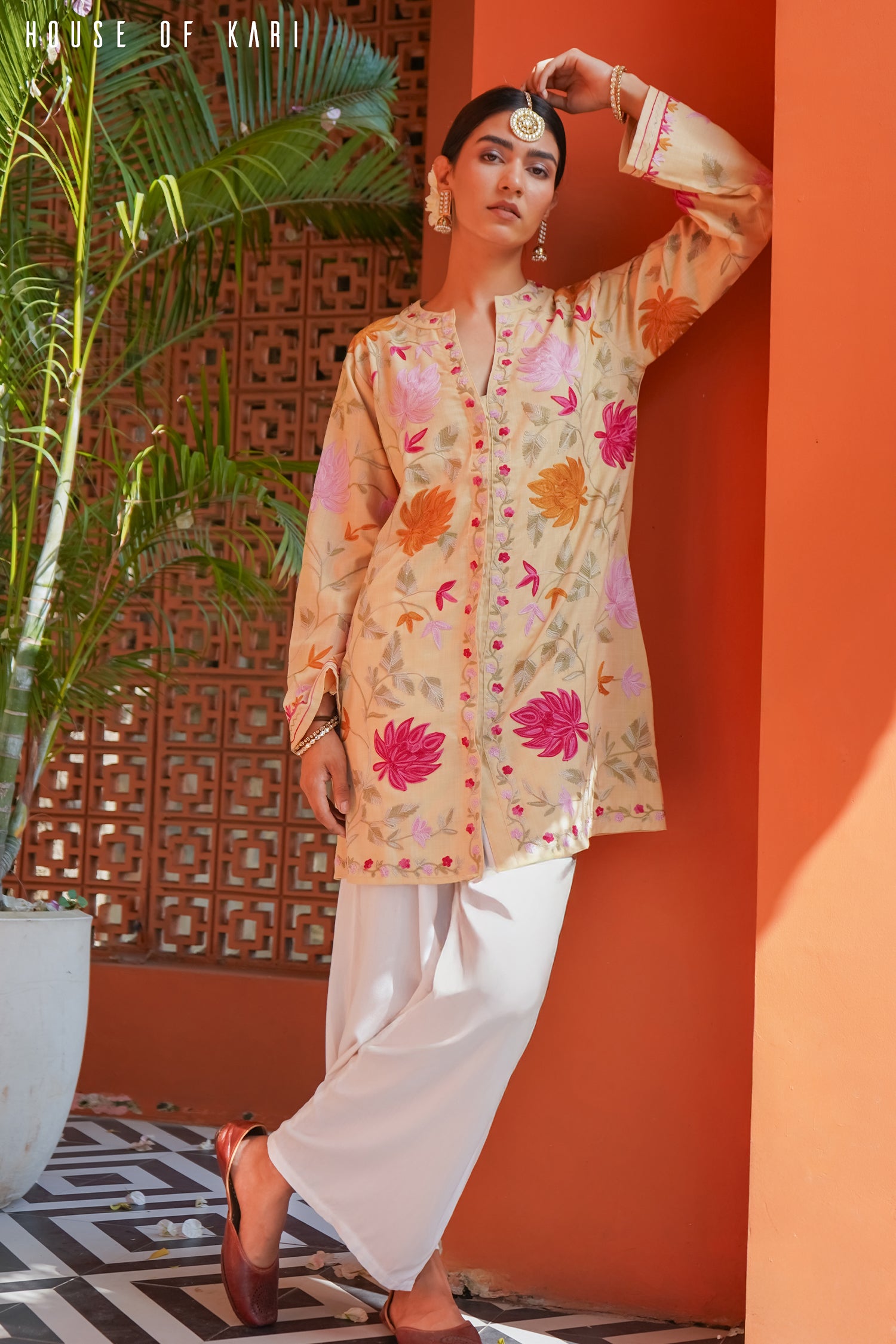 Kashmiri Aari Work Cotton Kurta Jacket – Beige