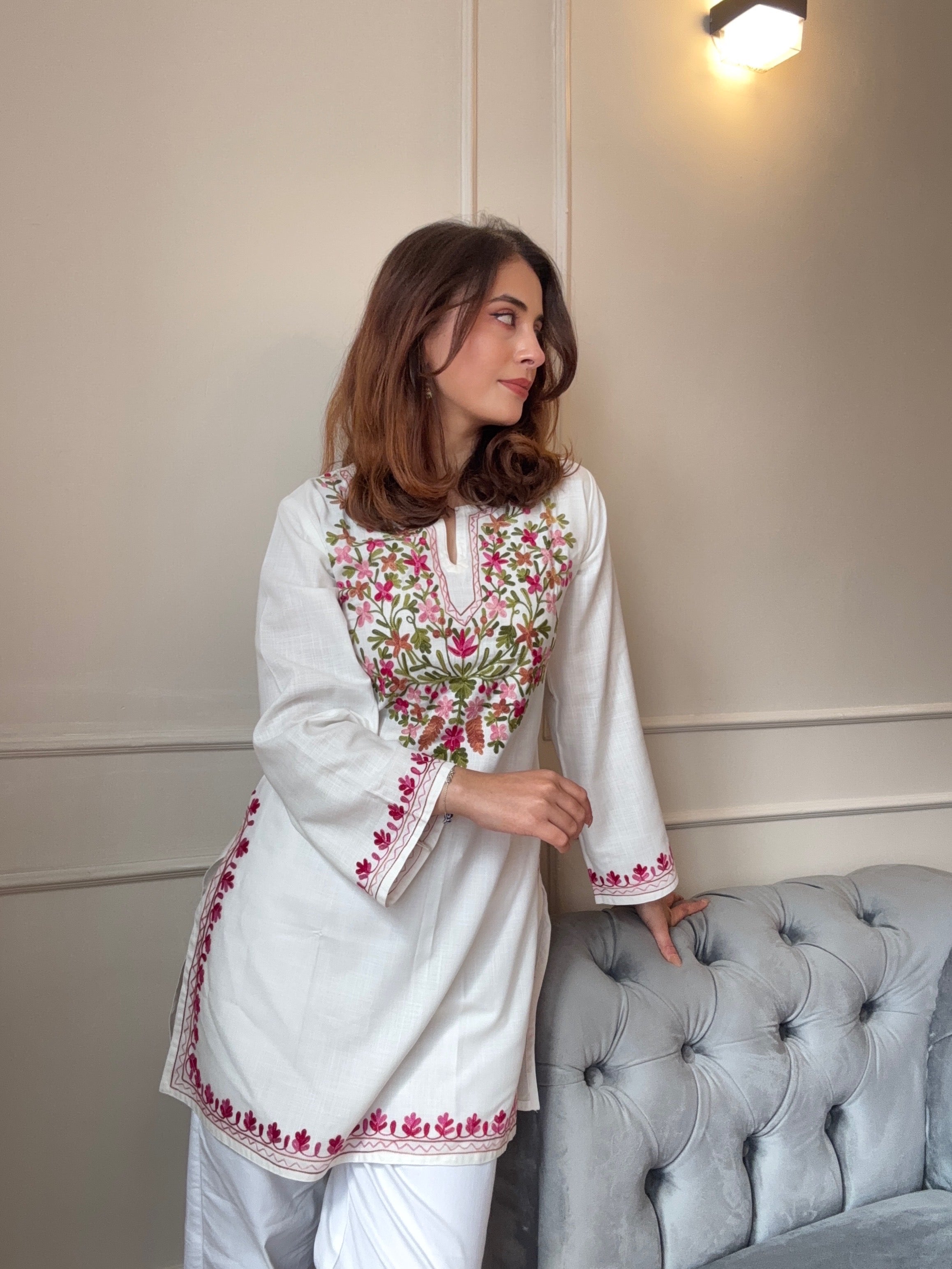 Reshika in Kashmiri Aari Work Cotton Short Kurta – White