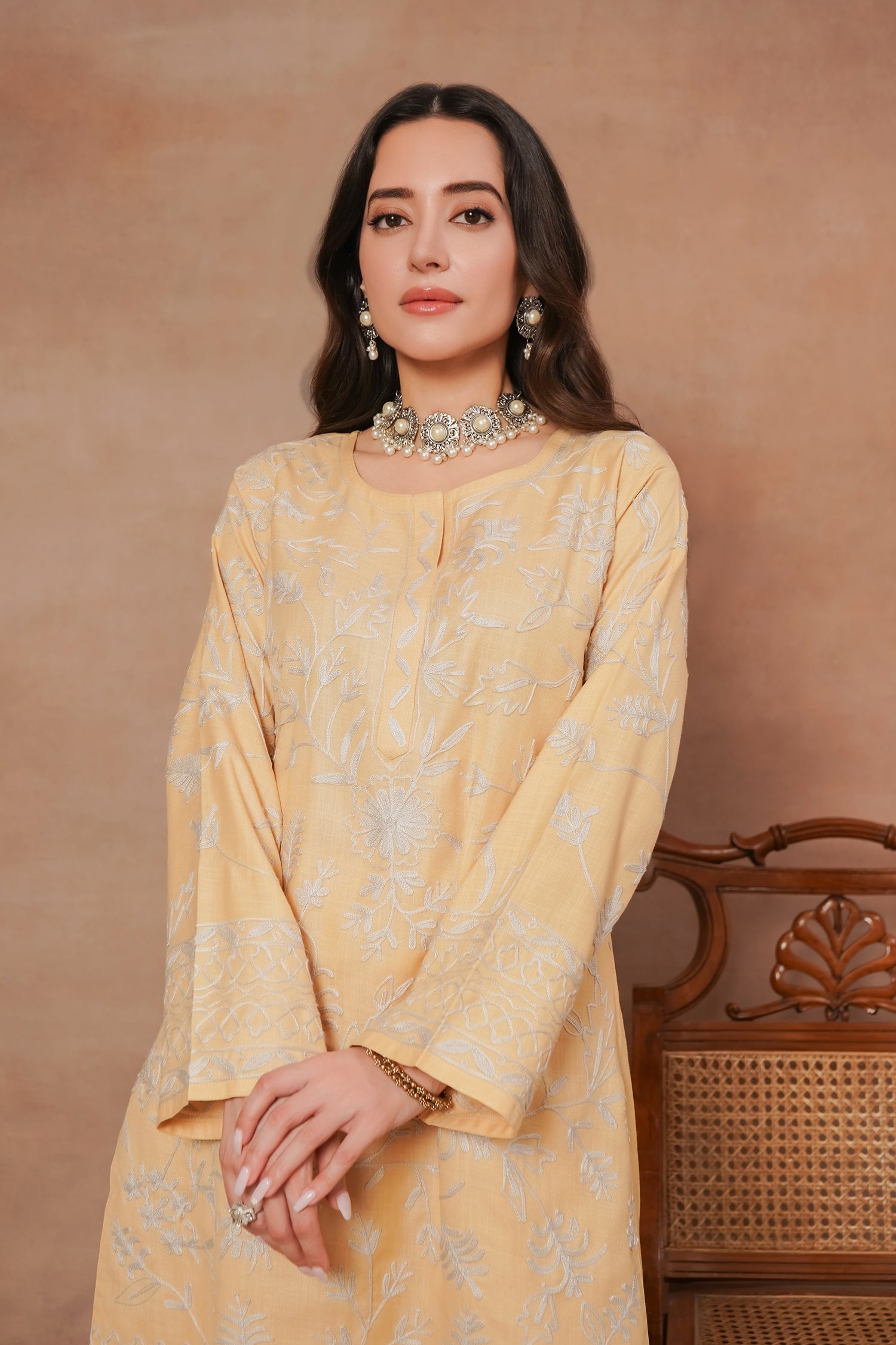 Komal x HOK Kashmiri Aari Work Cotton Kurta Set - Beige With White