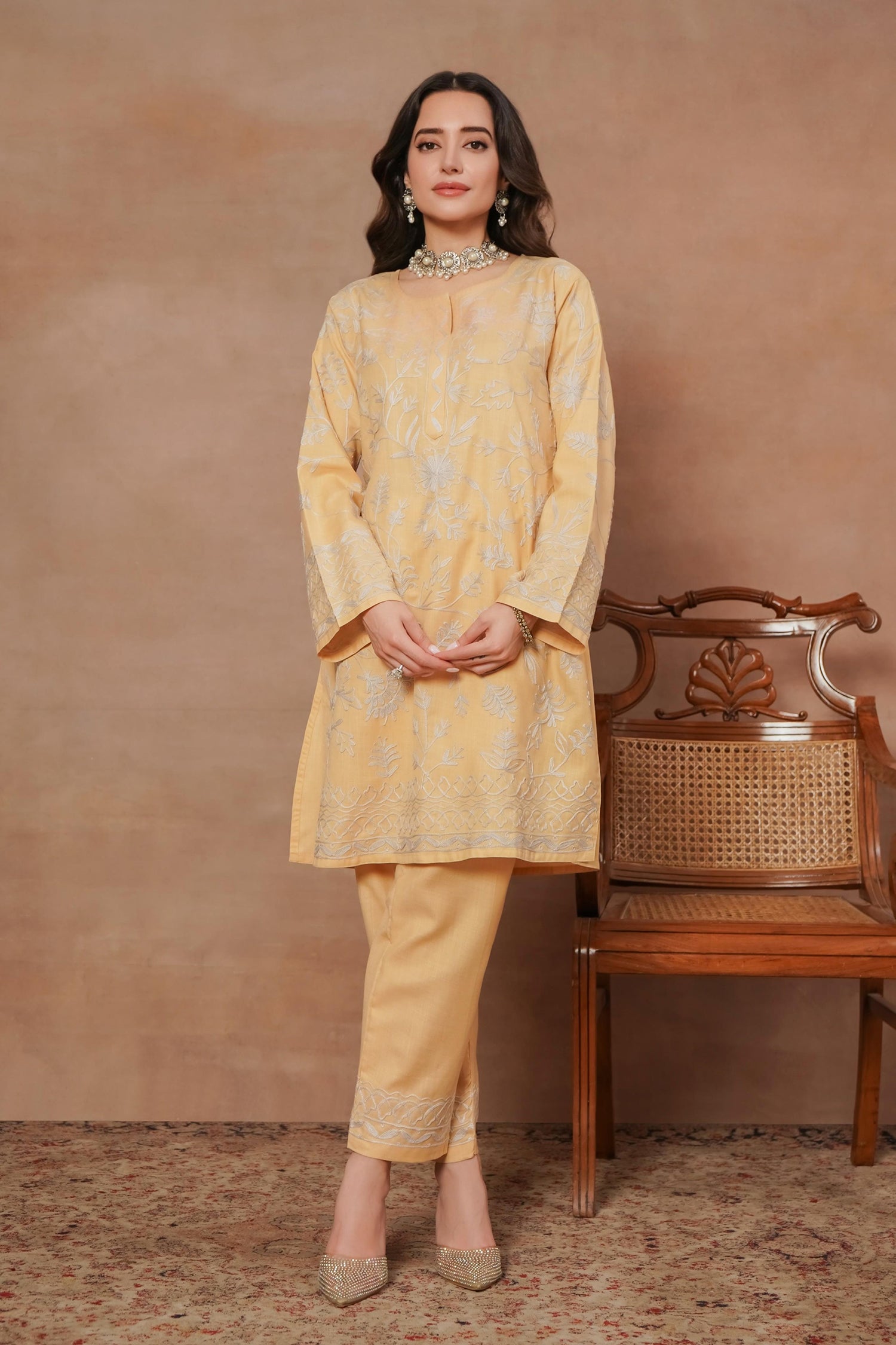 Komal x HOK Kashmiri Aari Work Cotton Kurta Set - Beige With White